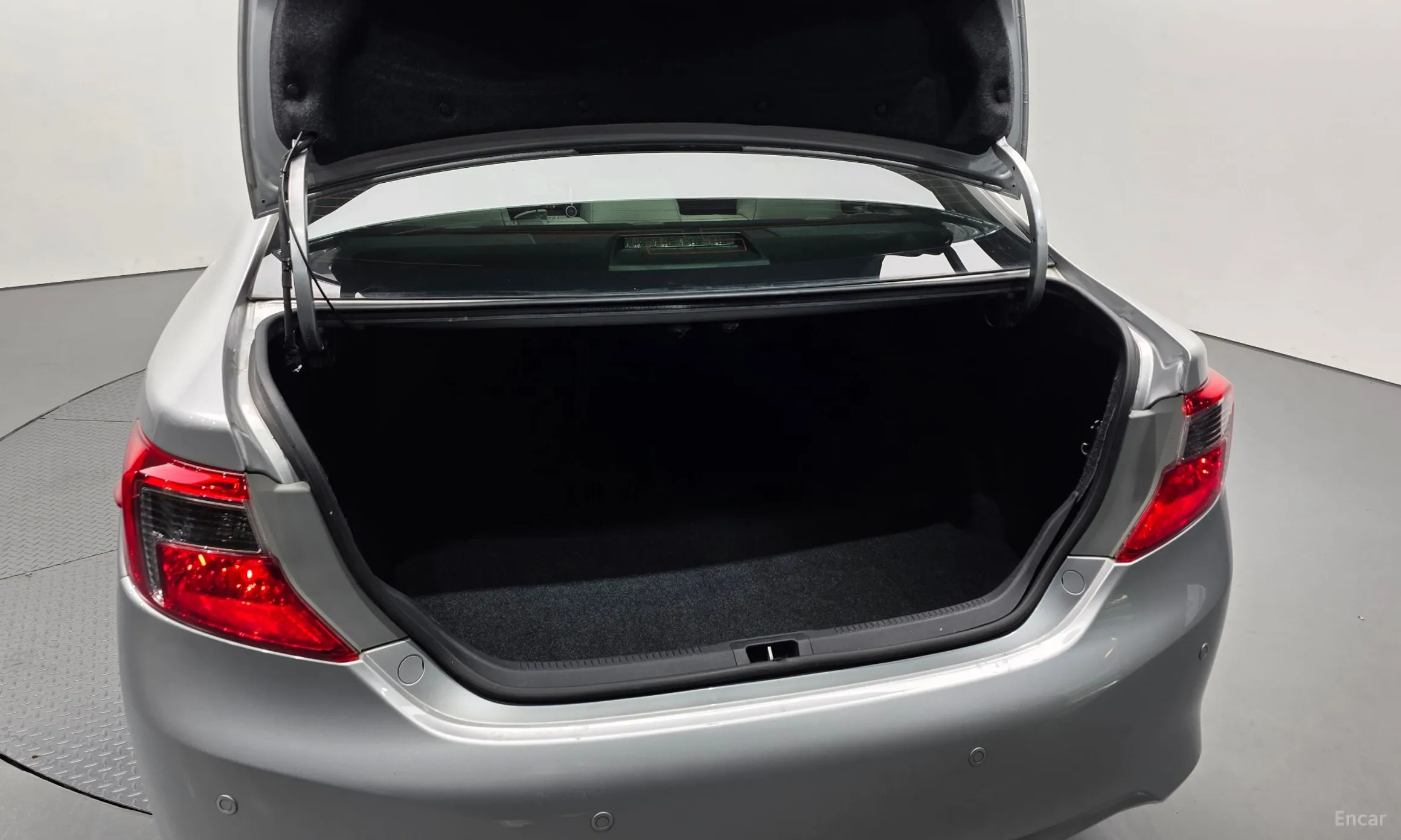 Toyota New Camry превью 20