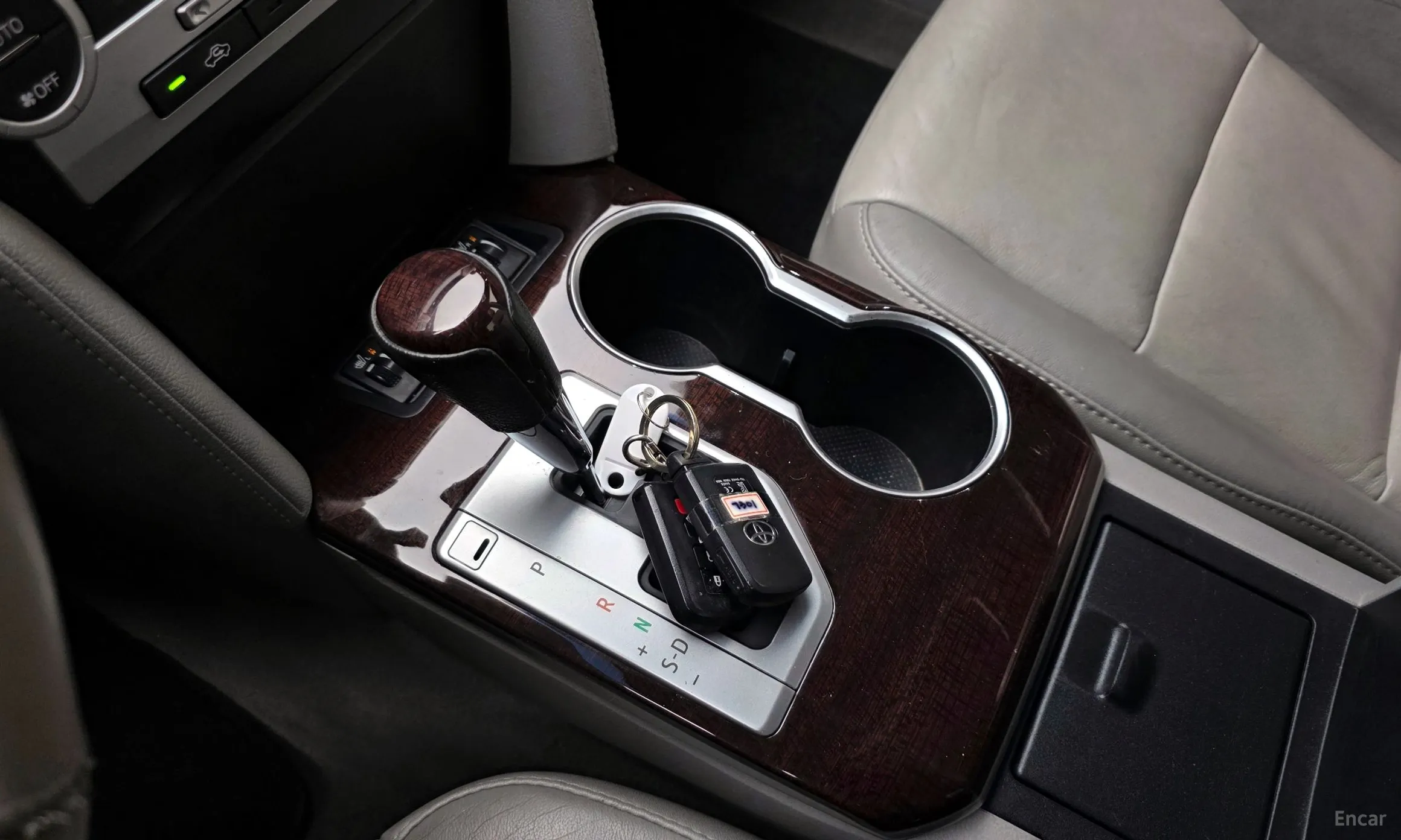 Toyota New Camry превью 9