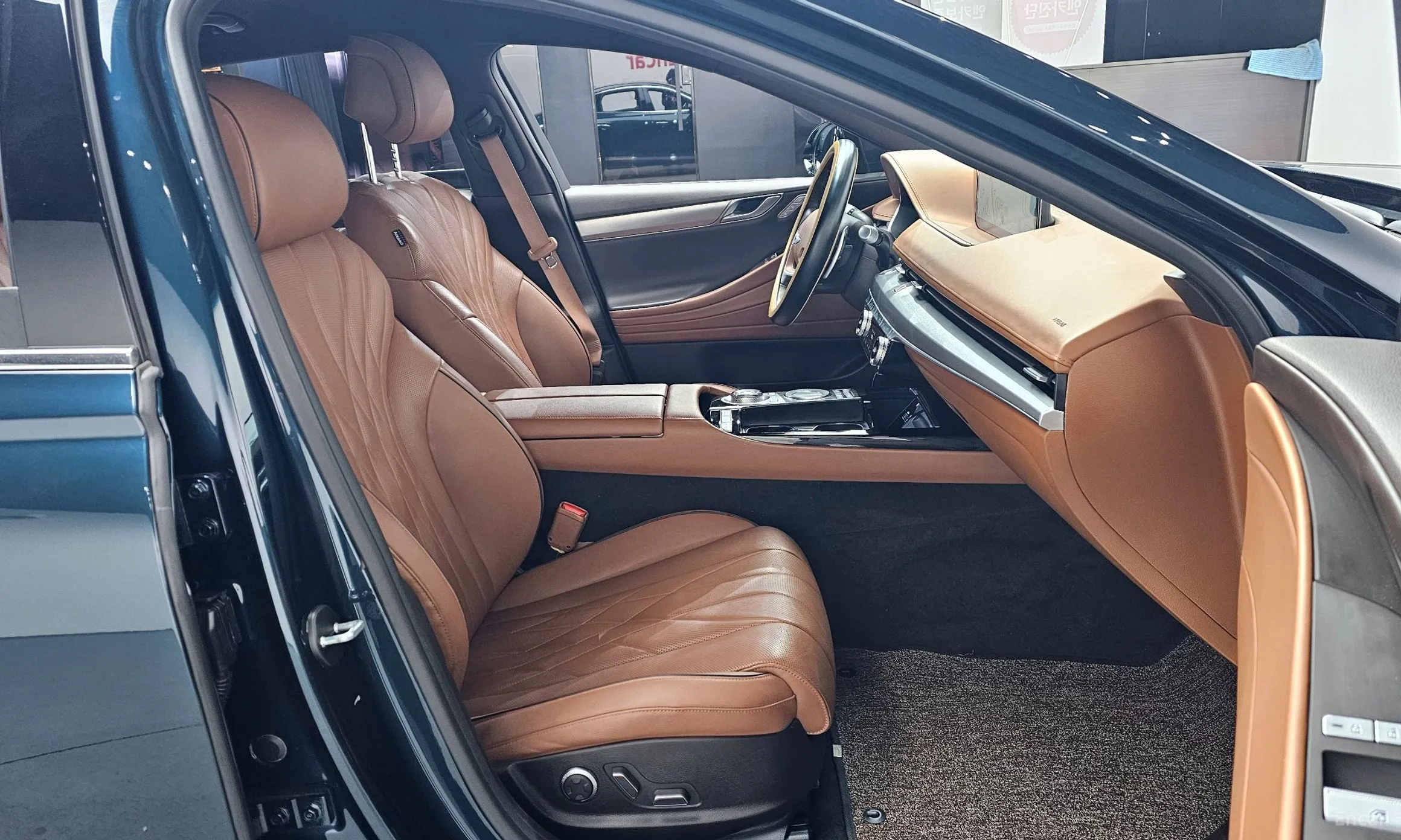 Genesis G80 (RG3) превью 10