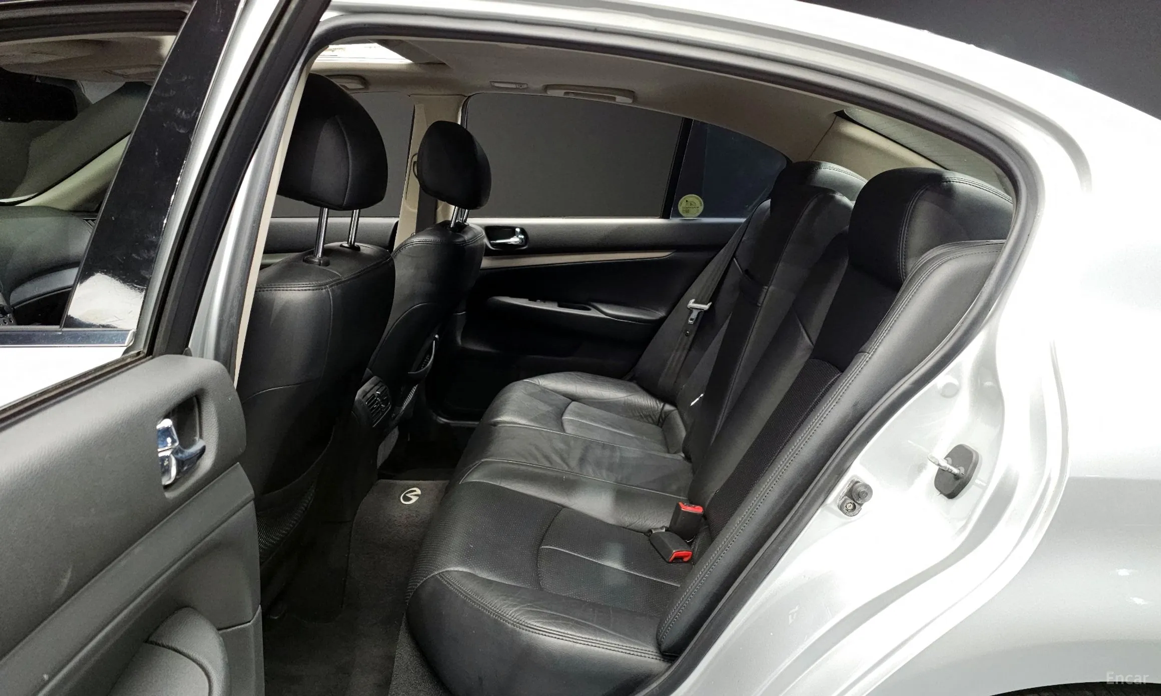Infiniti G37 превью 12