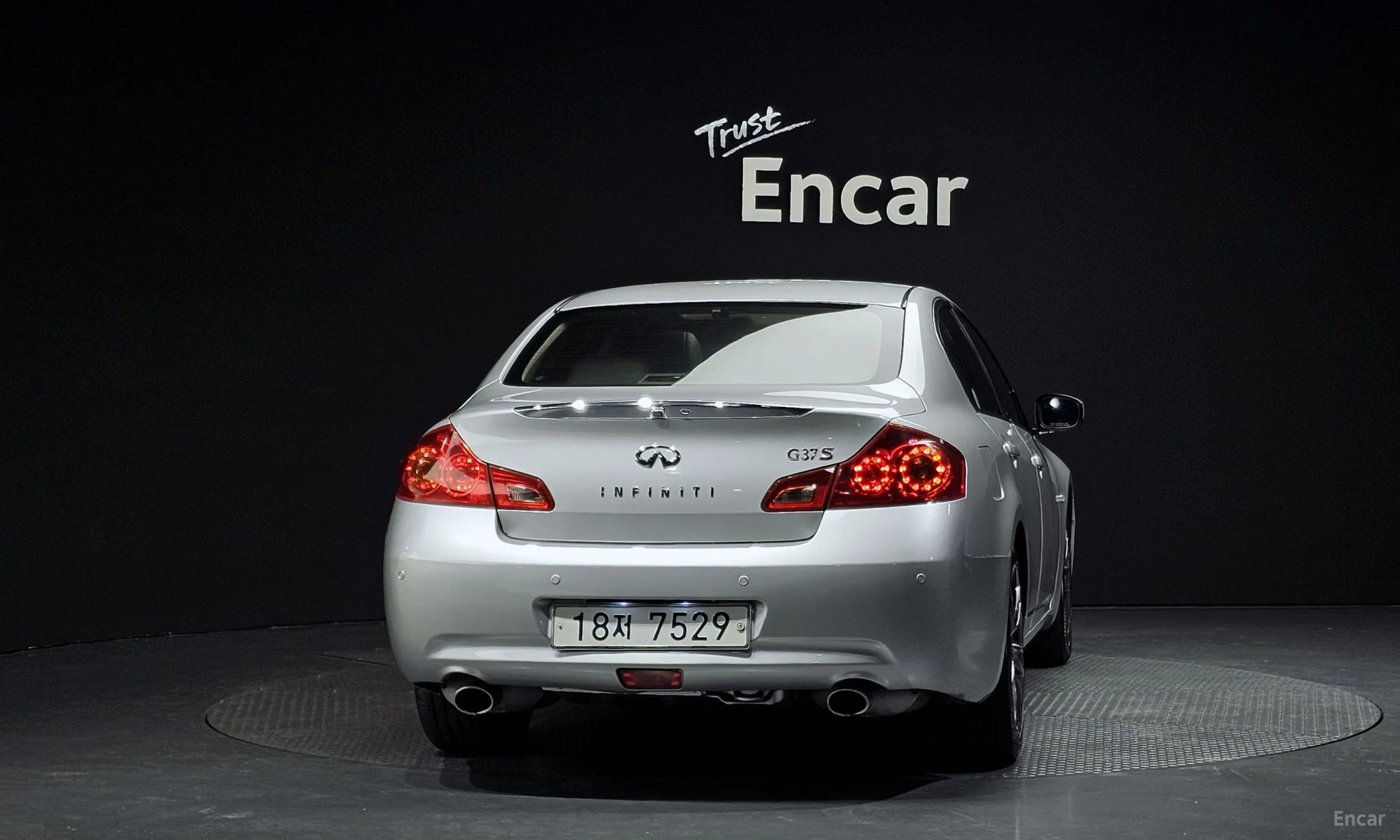 Infiniti G37 превью 4