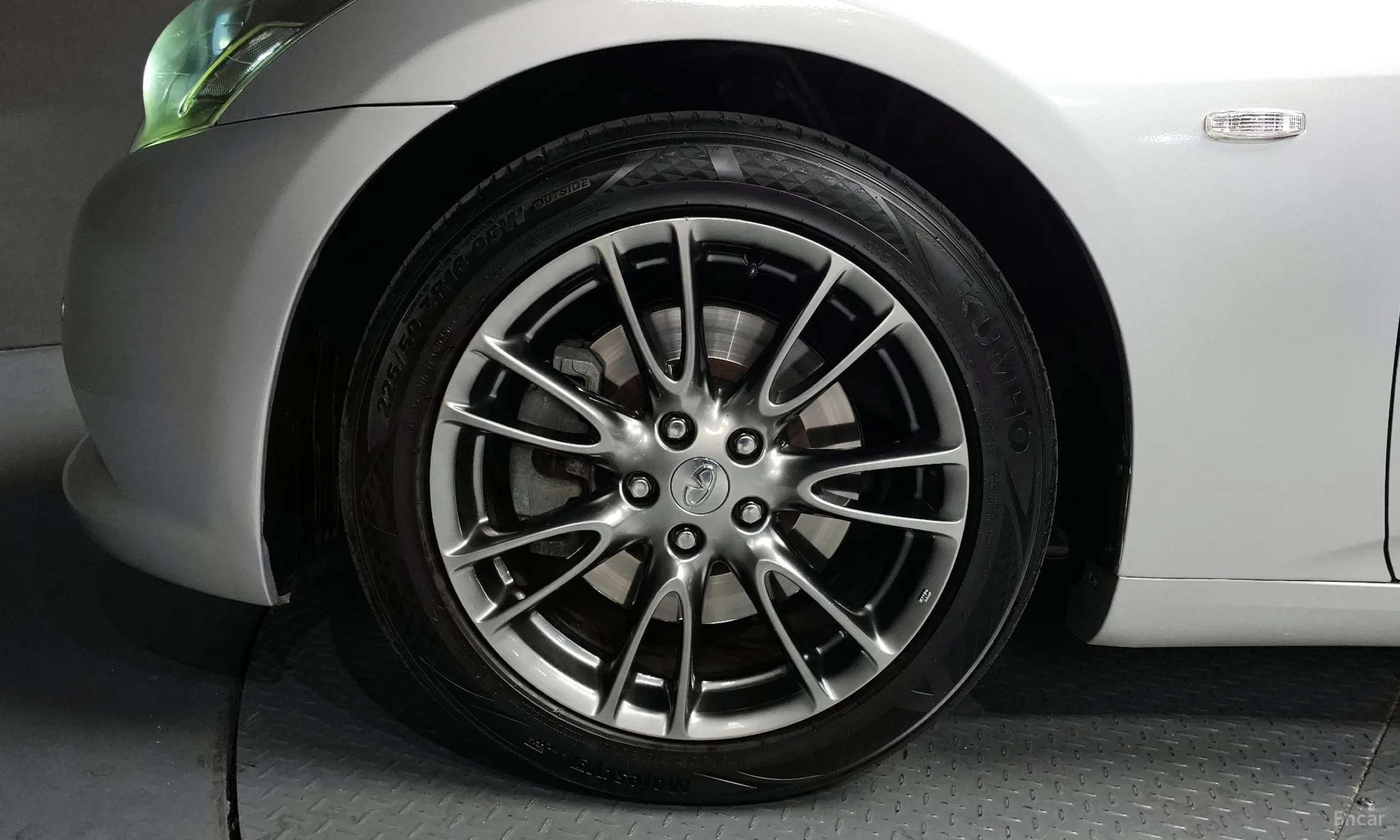 Infiniti G37 превью 5
