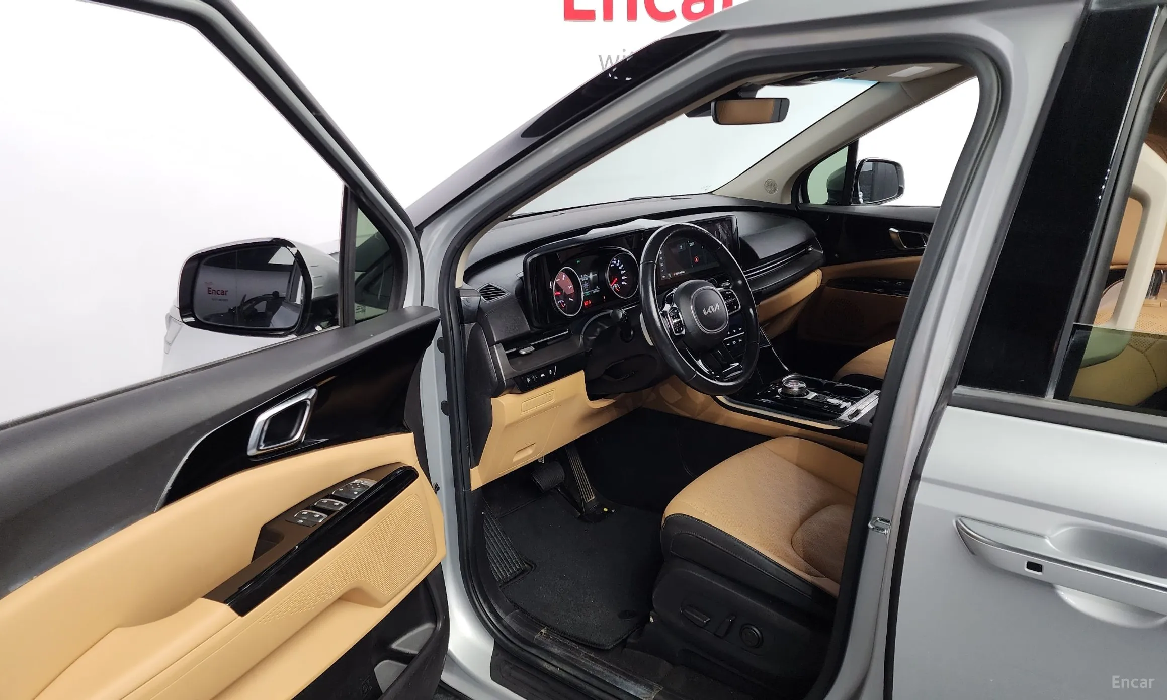 Kia Carnival Gen 4 превью 11