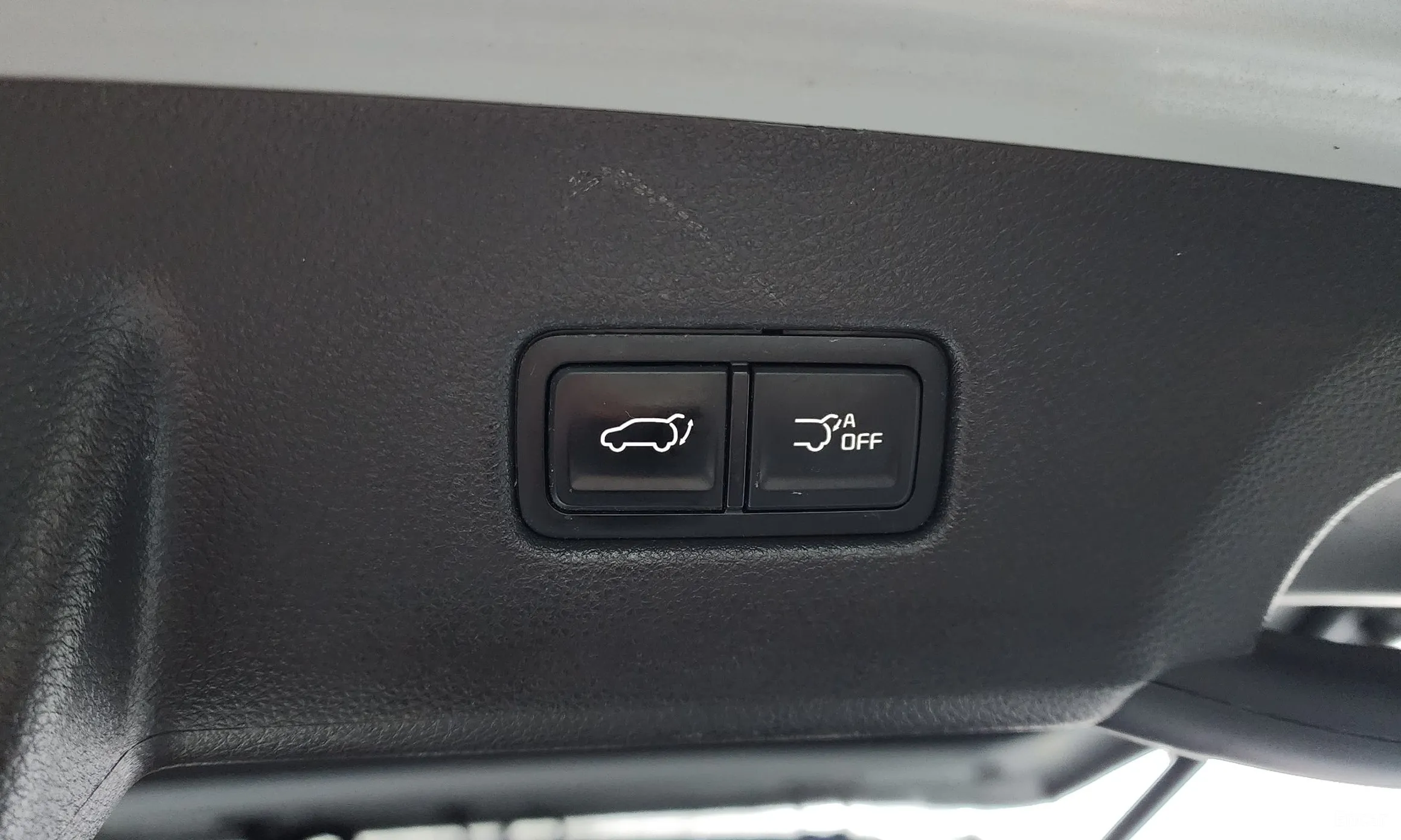 Kia Carnival Gen 4 превью 20