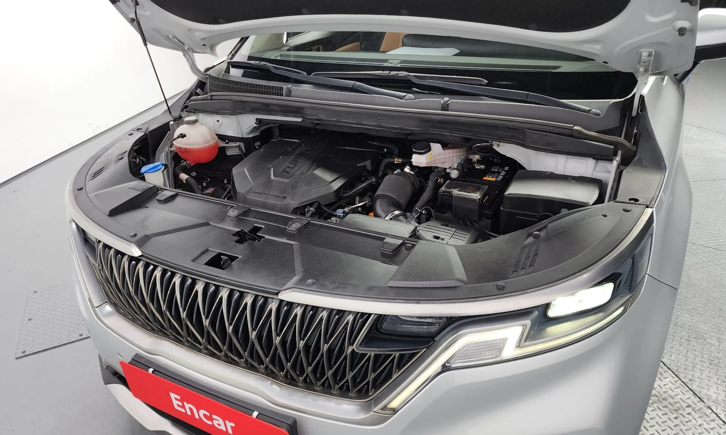 Kia Carnival Gen 4 превью 6