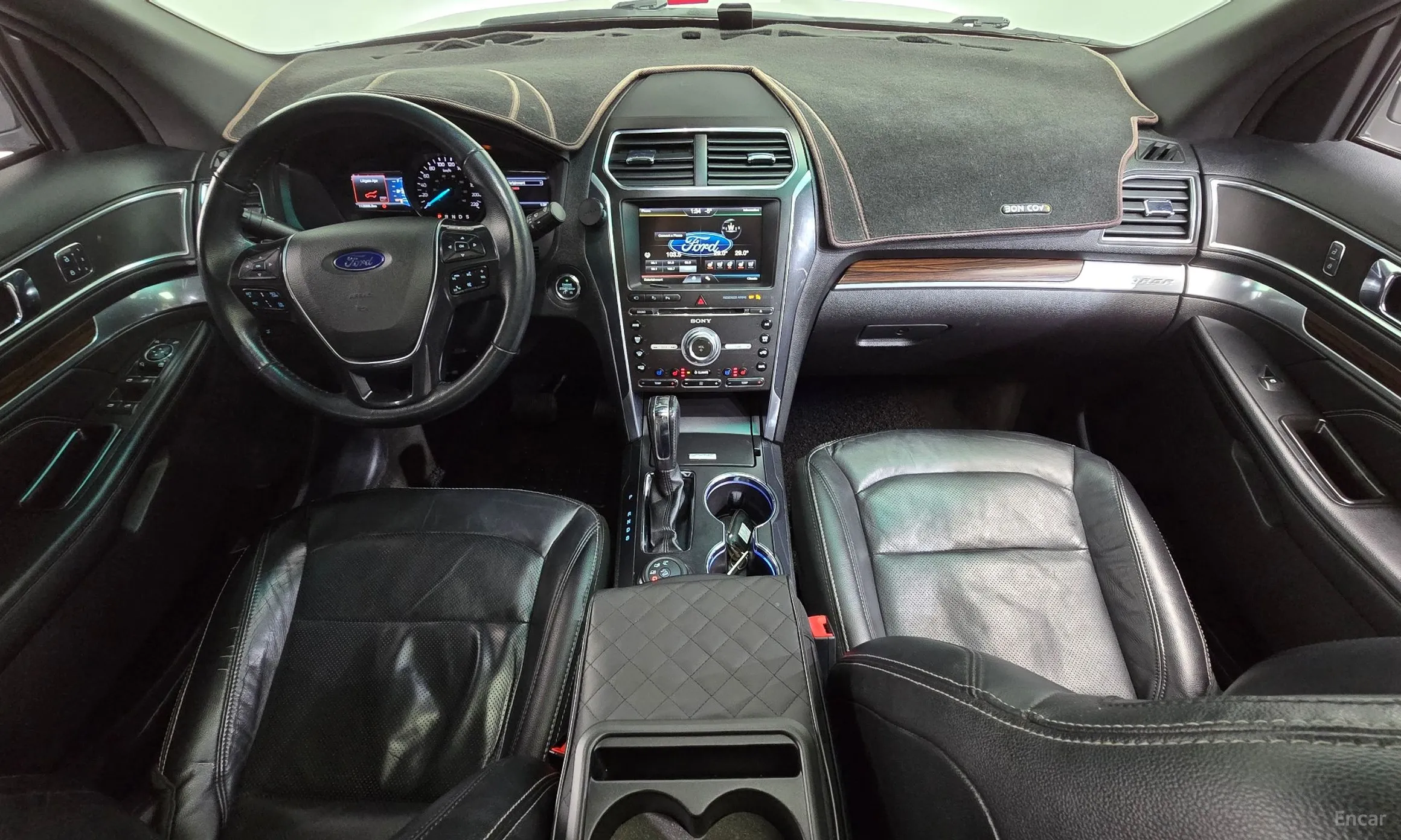 Ford Explorer превью 7