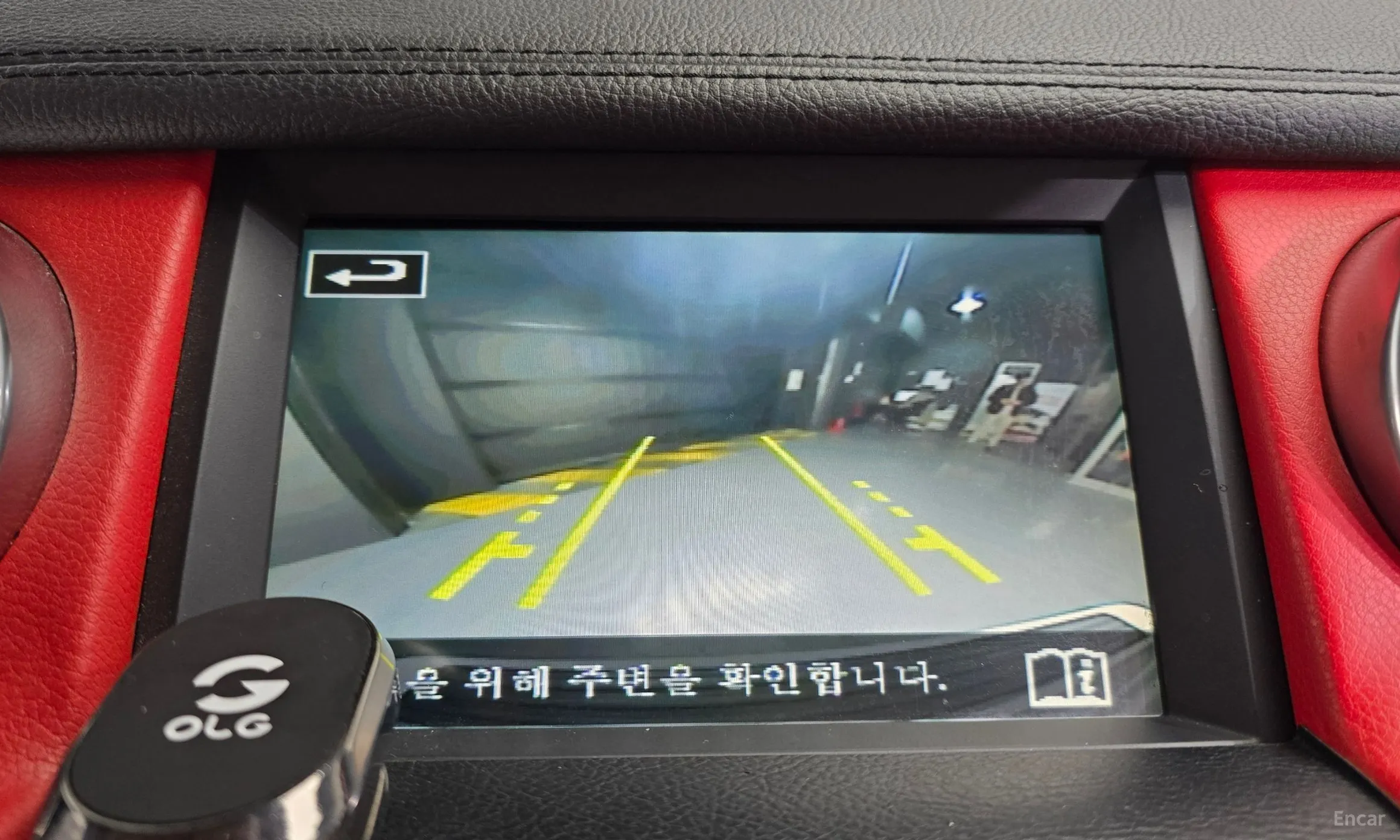 Land Rover Discovery 4 превью 15