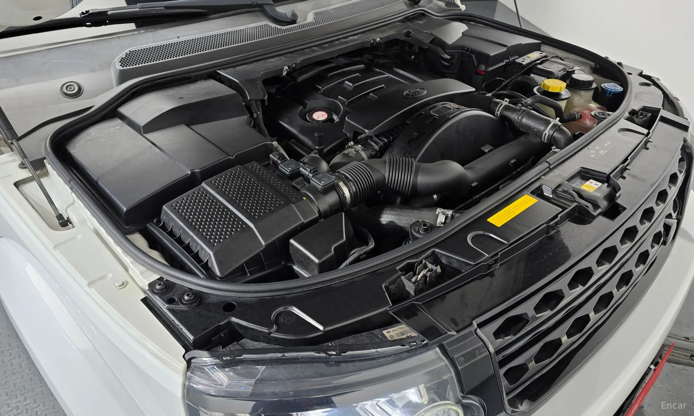 Land Rover Discovery 4 превью 6