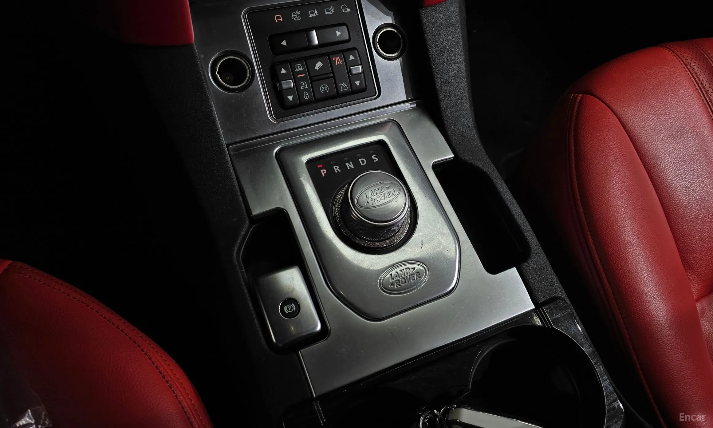 Land Rover Discovery 4 превью 9