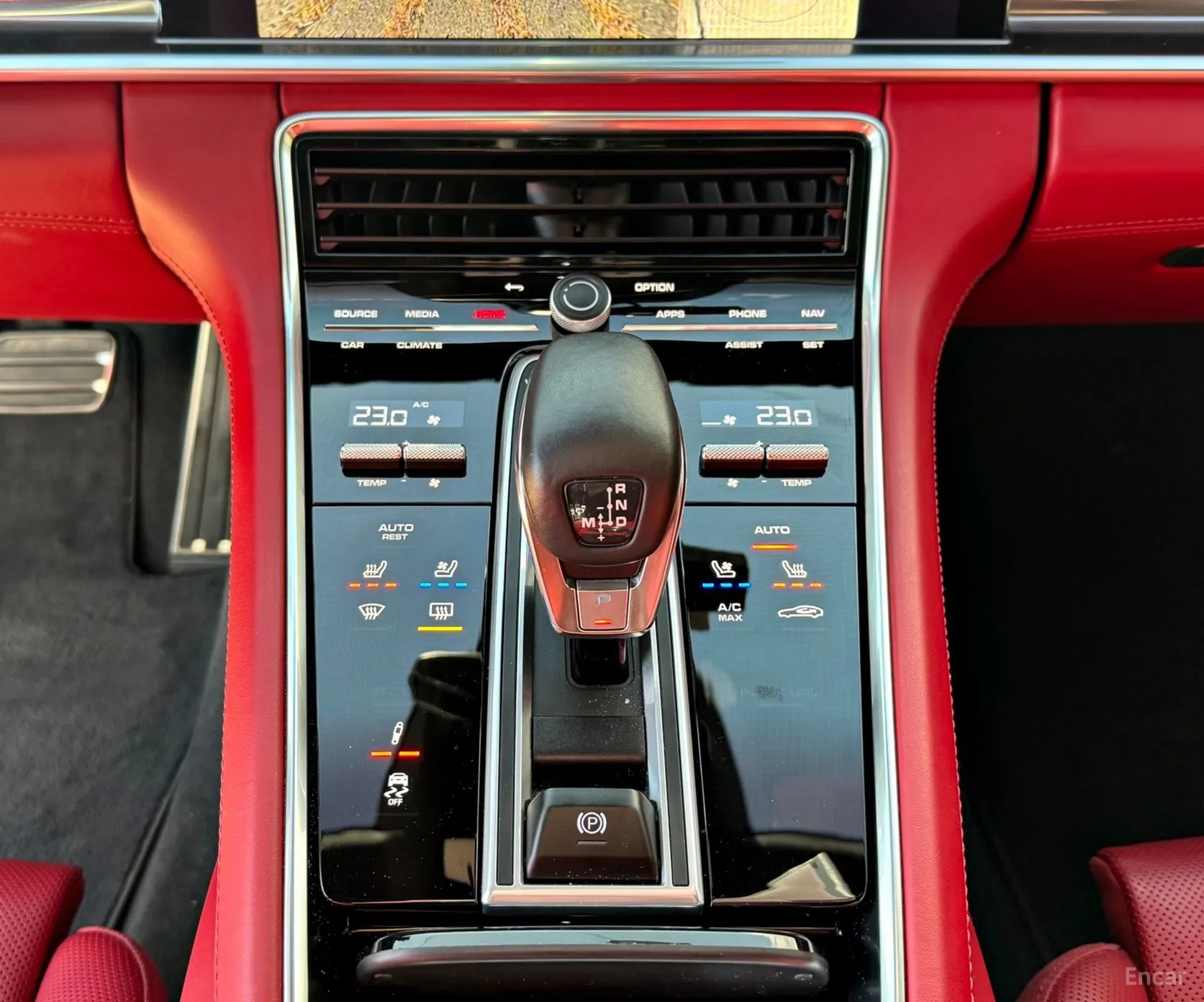 Porsche Panamera (971) превью 18