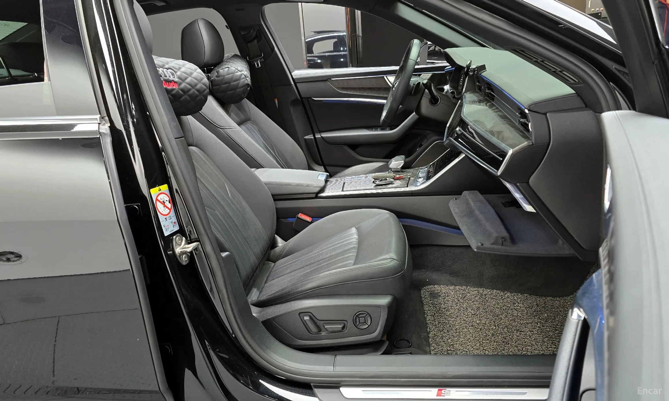 Audi A6 (C8) превью 10