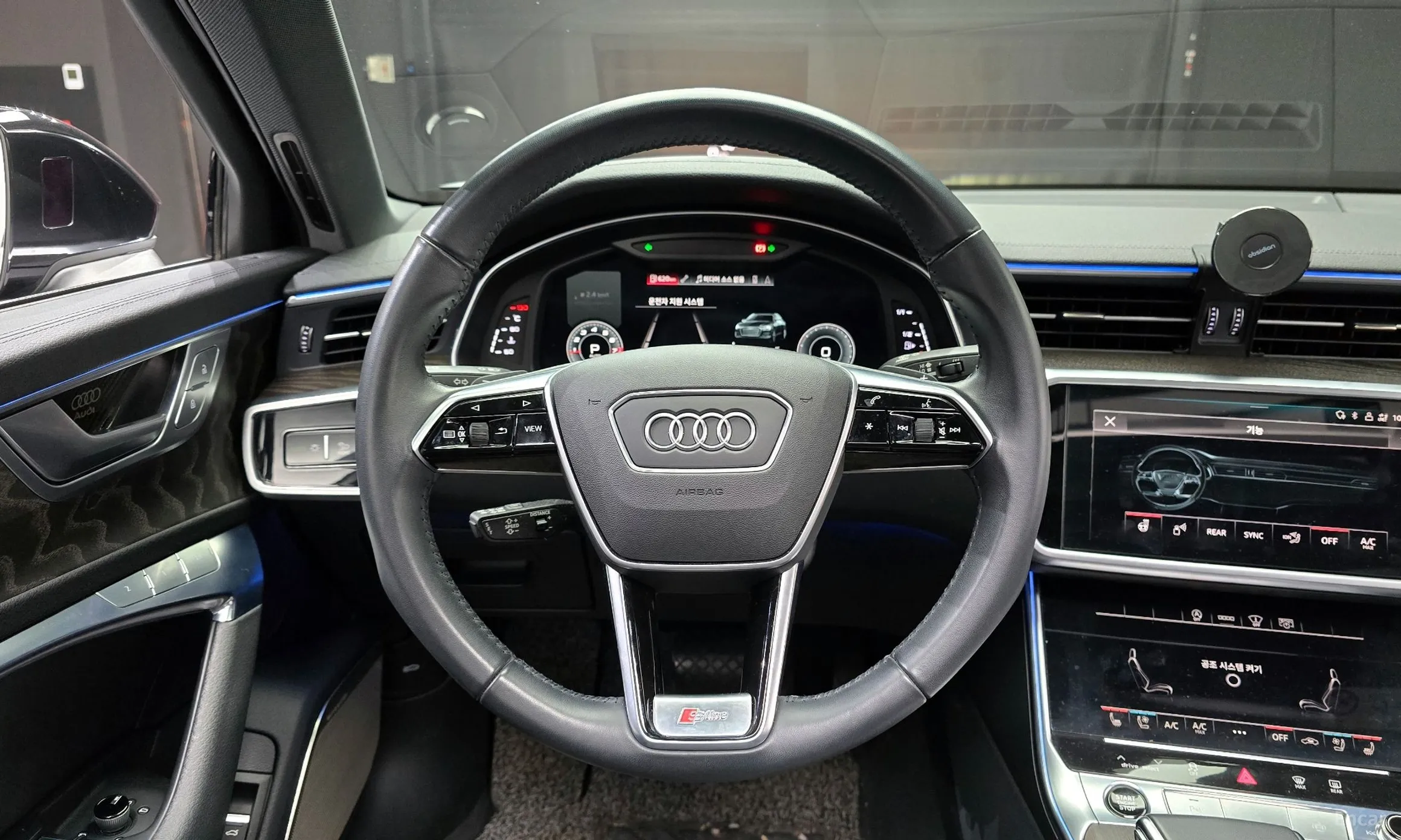 Audi A6 (C8) превью 13