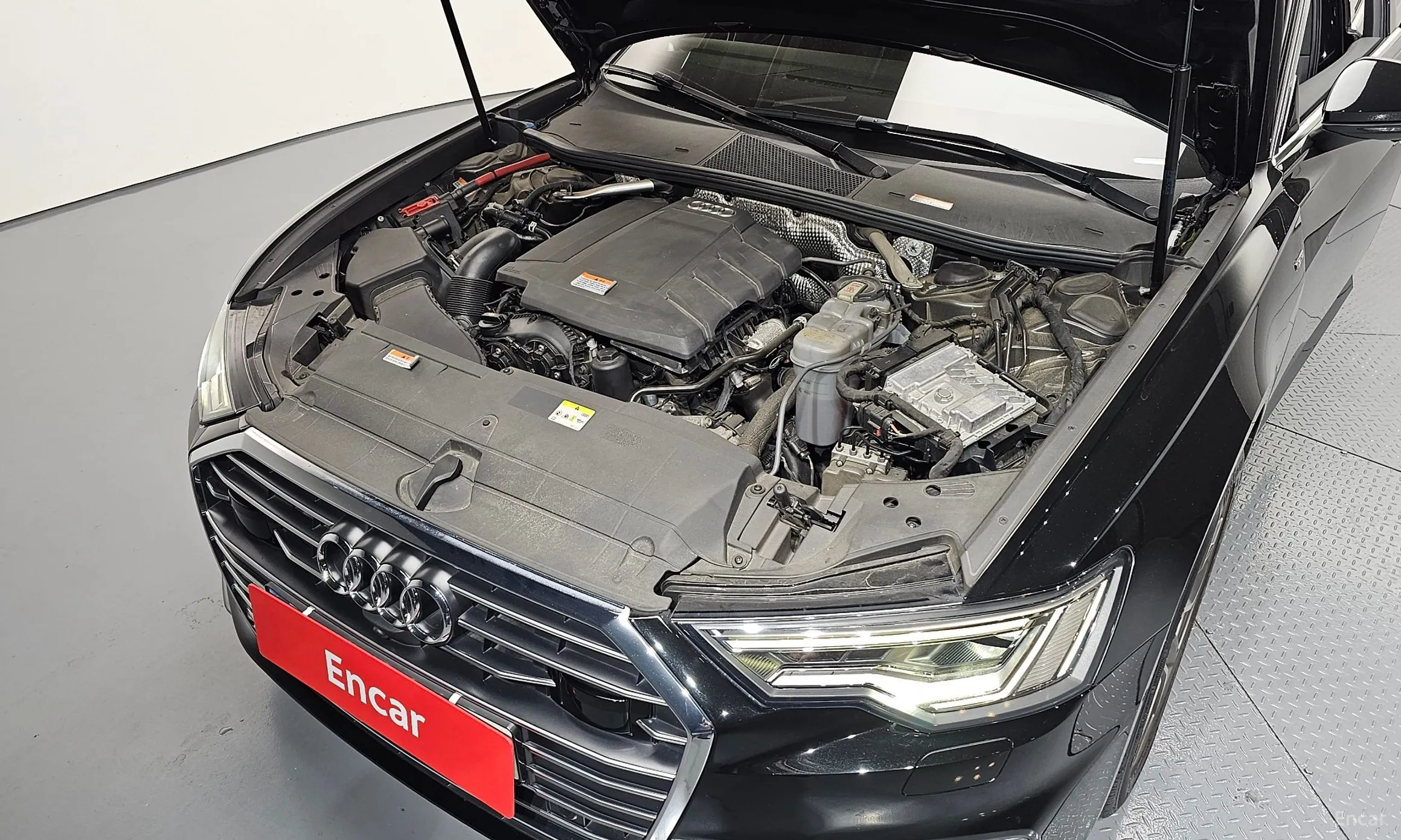 Audi A6 (C8) превью 6