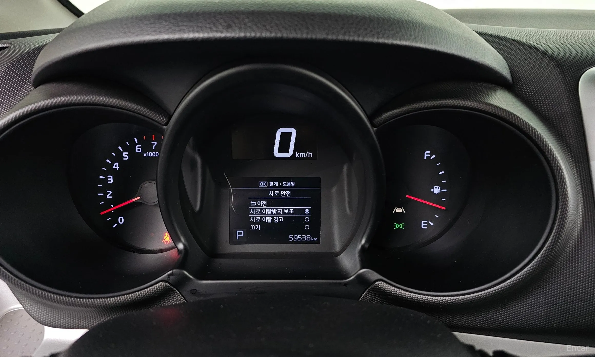Kia Ray превью 8