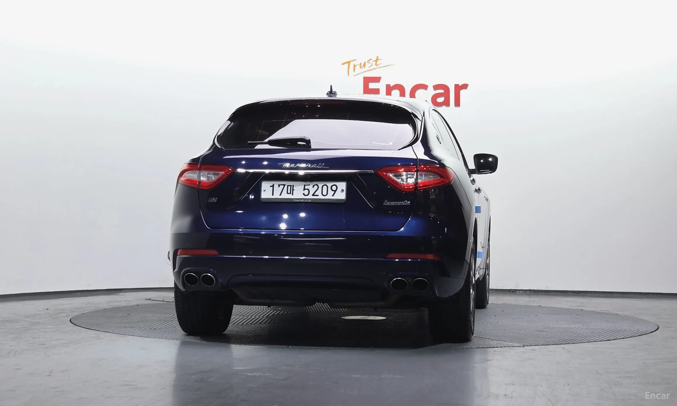 Maserati Levante превью 4