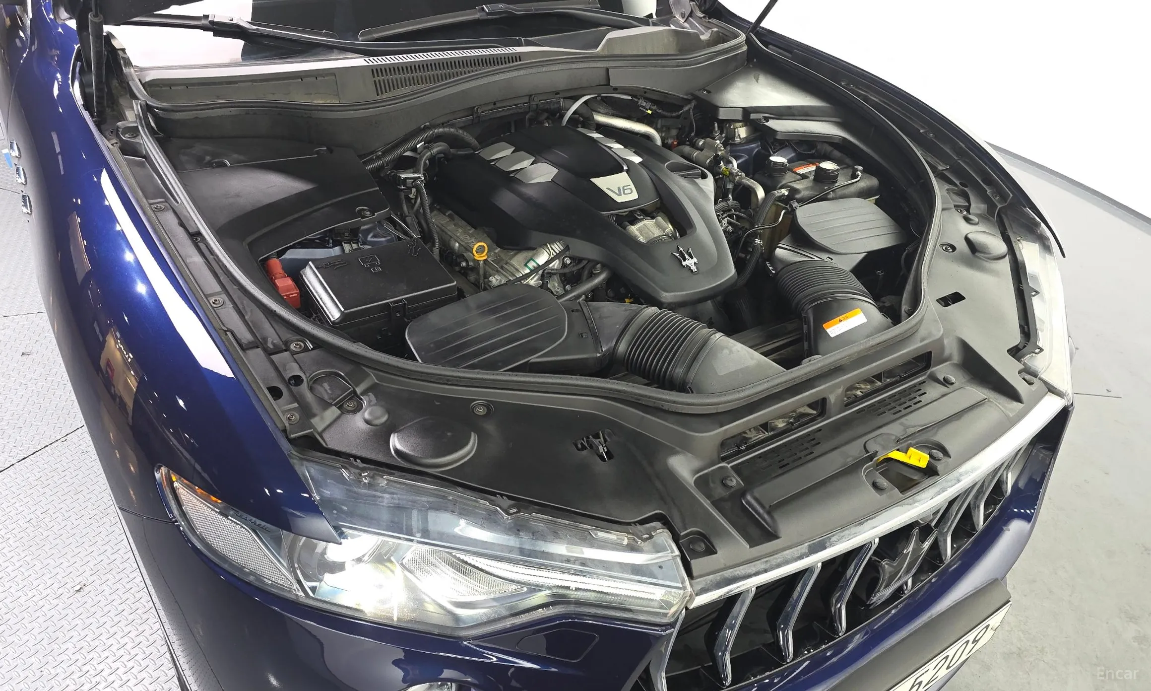 Maserati Levante превью 6