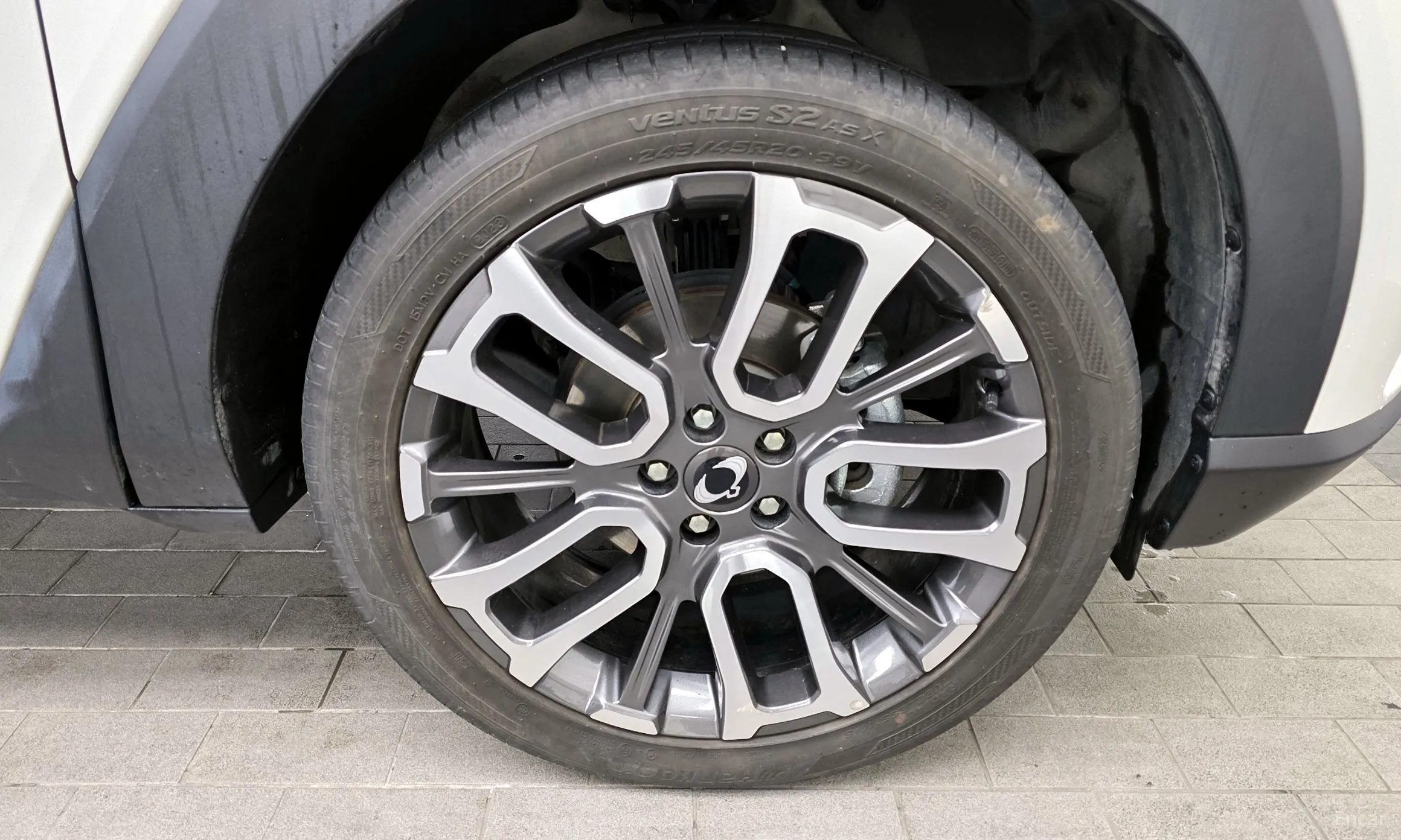 KG Mobility (SsangYong) Torres превью 5