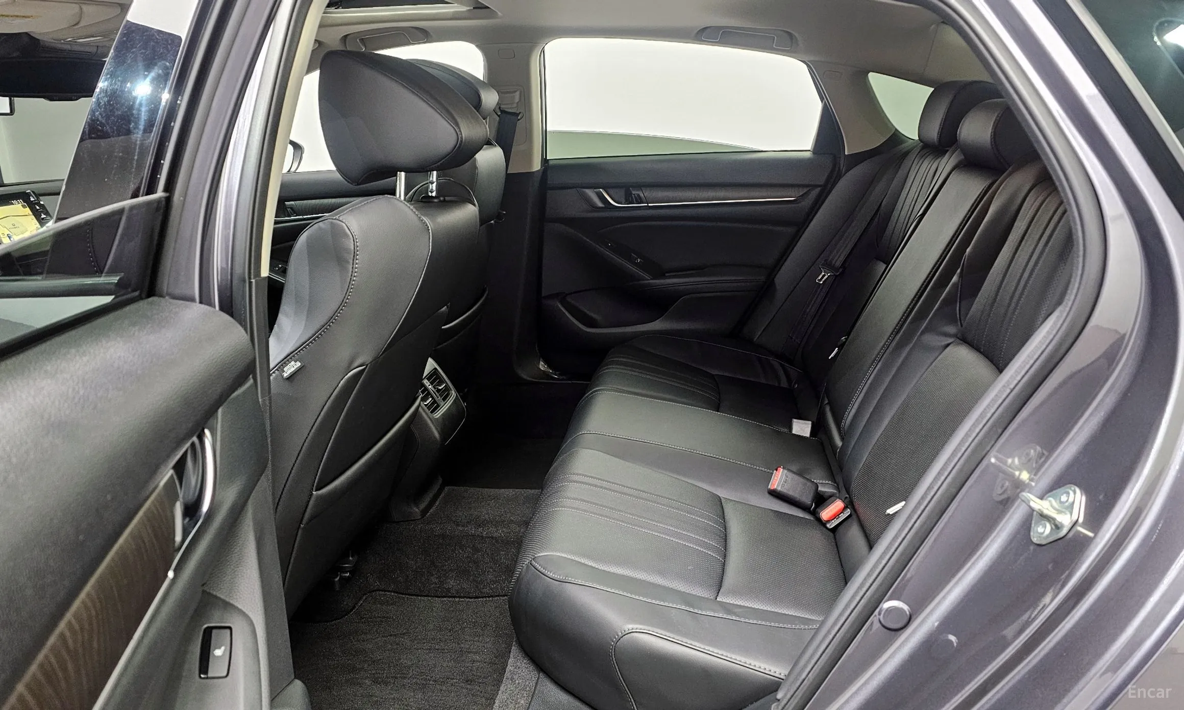 Honda Accord 10th Generation превью 13
