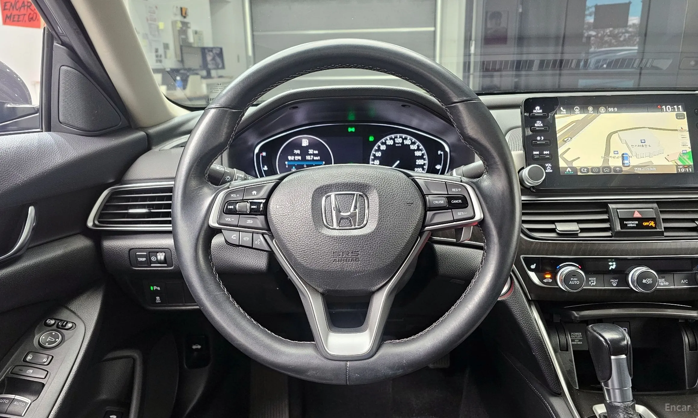 Honda Accord 10th Generation превью 14