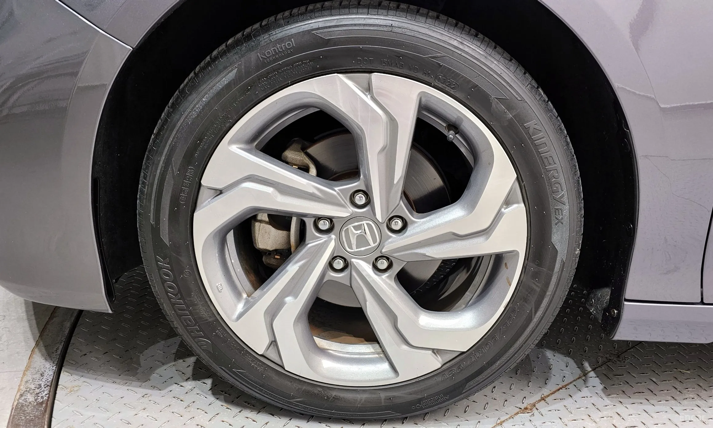 Honda Accord 10th Generation превью 5