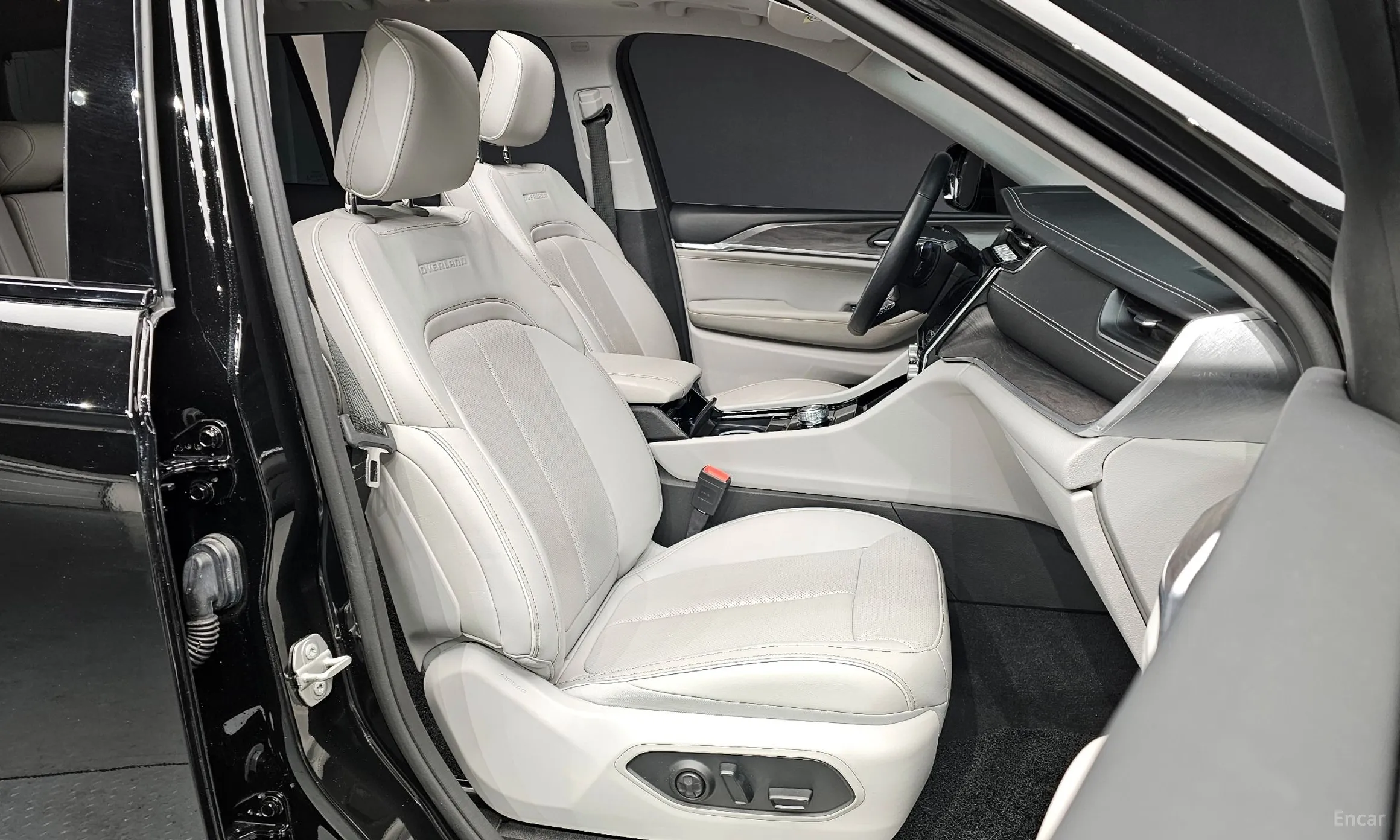 Jeep Grand Cherokee (WL) превью 10