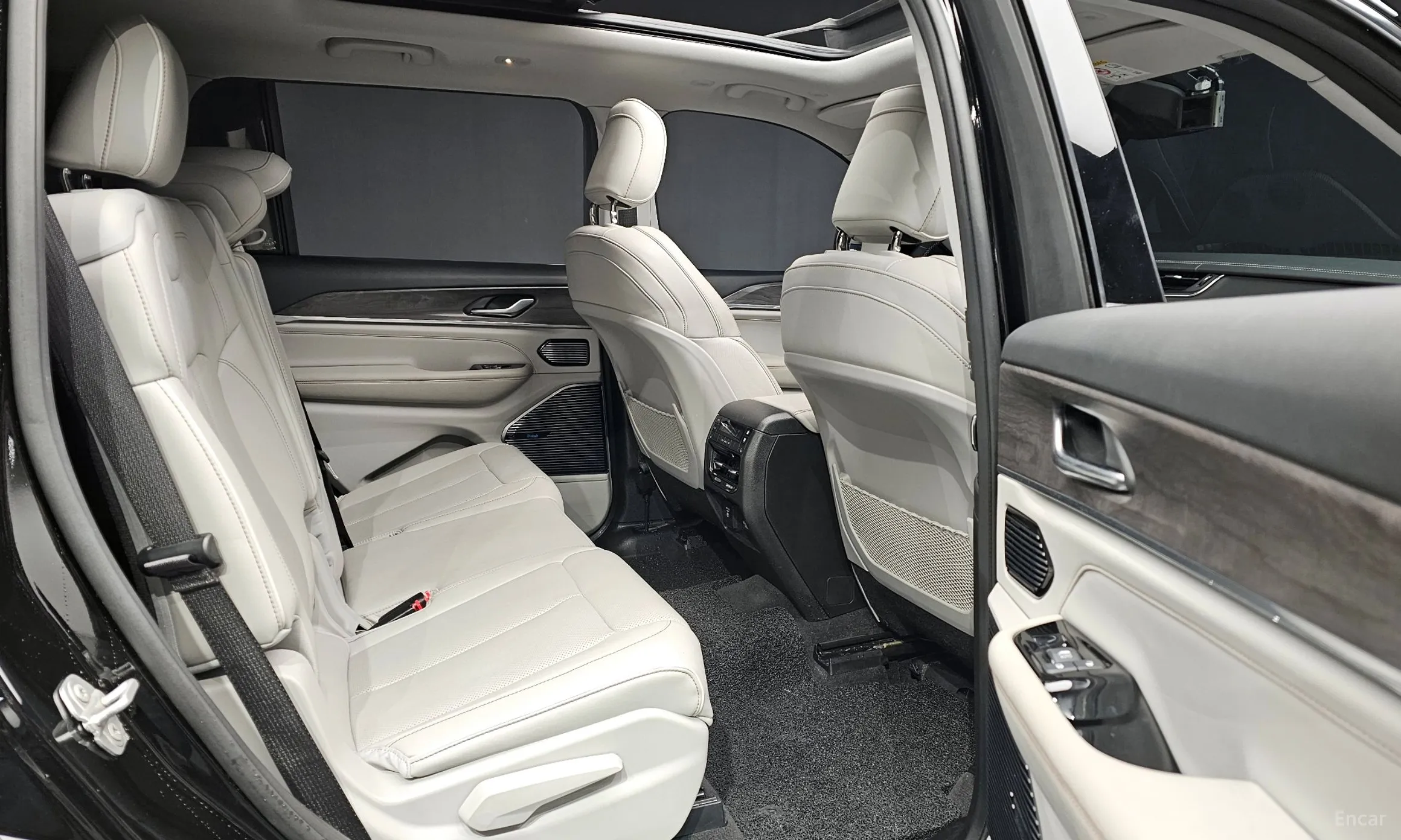 Jeep Grand Cherokee (WL) превью 11