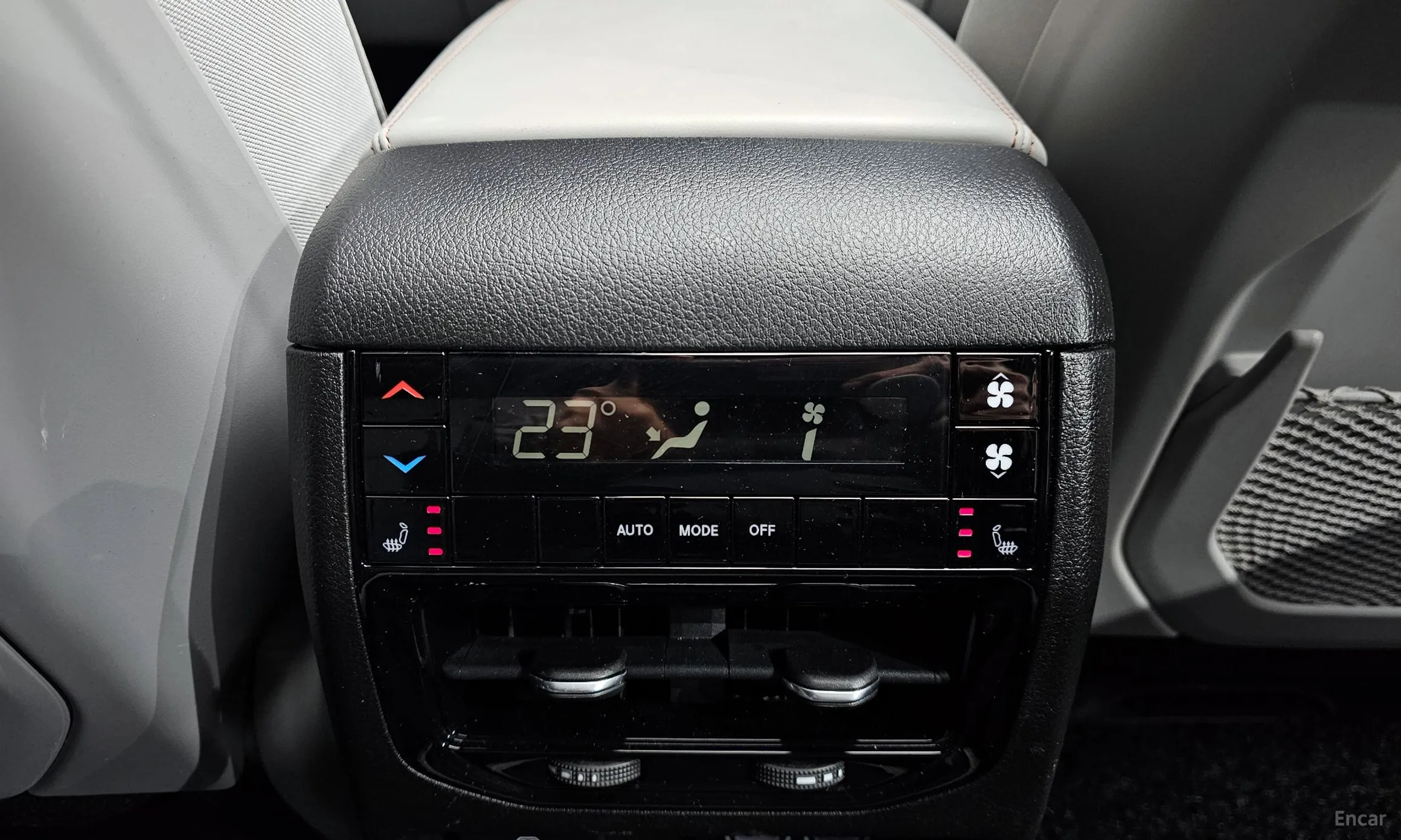 Jeep Grand Cherokee (WL) превью 19