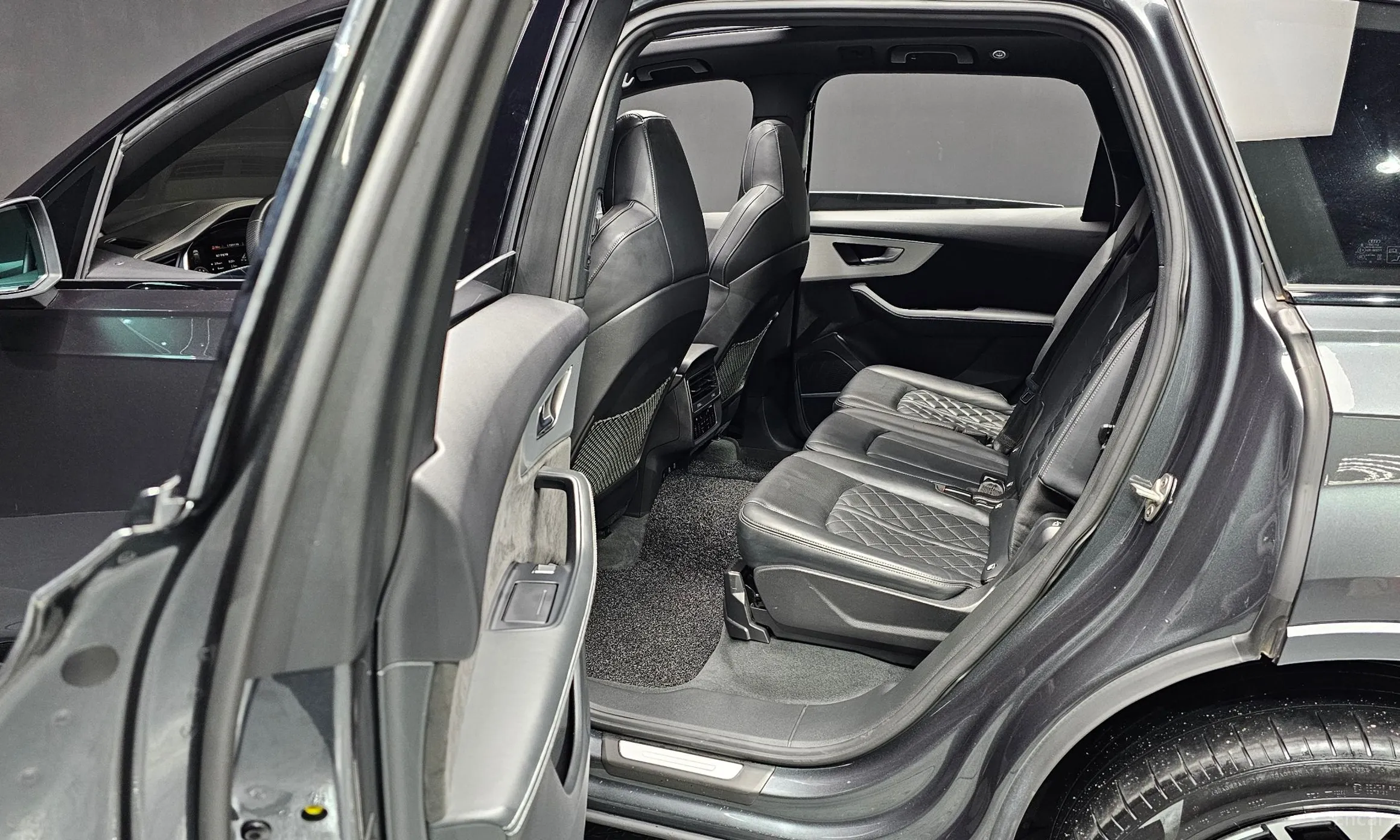 Audi Q7 (4M) превью 12