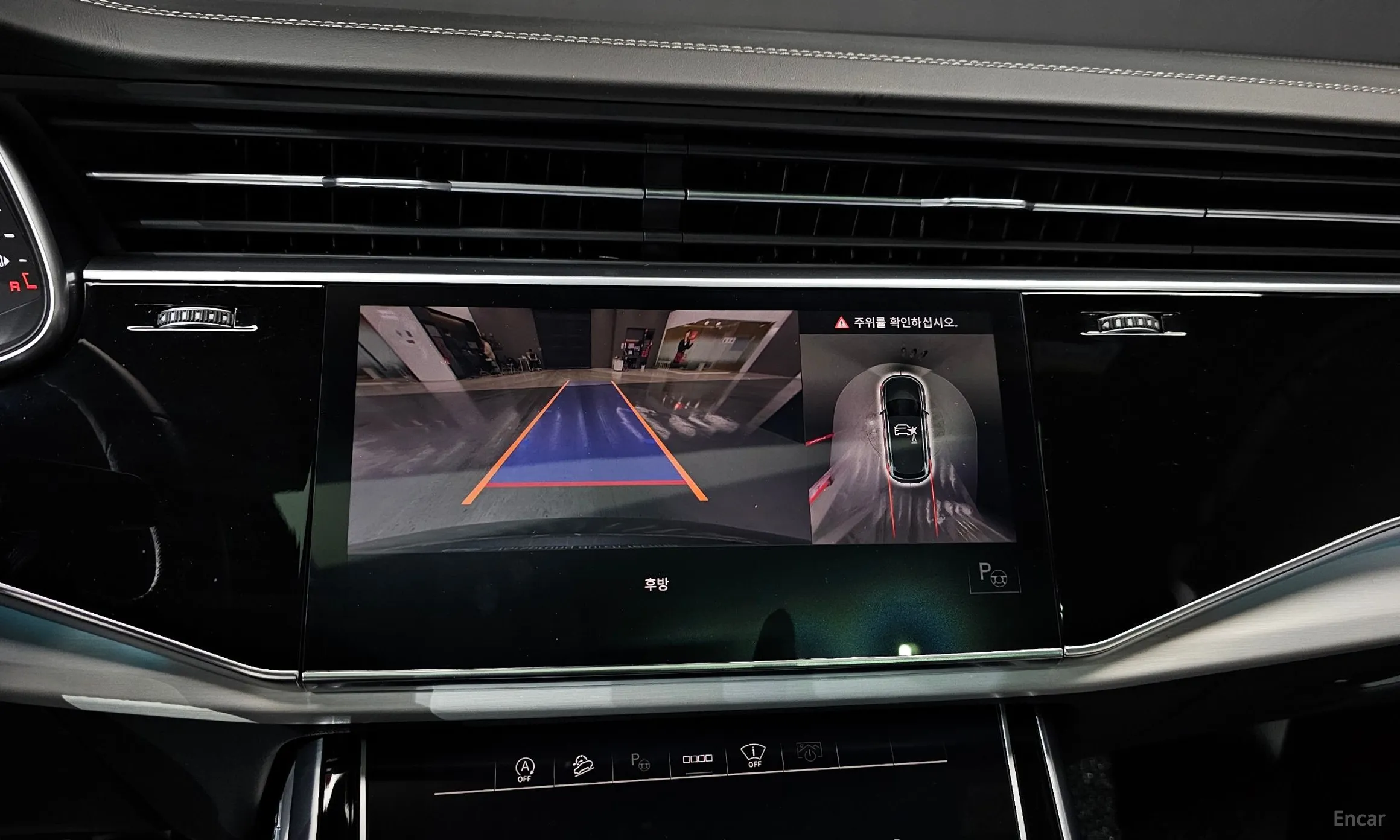 Audi Q7 (4M) превью 15