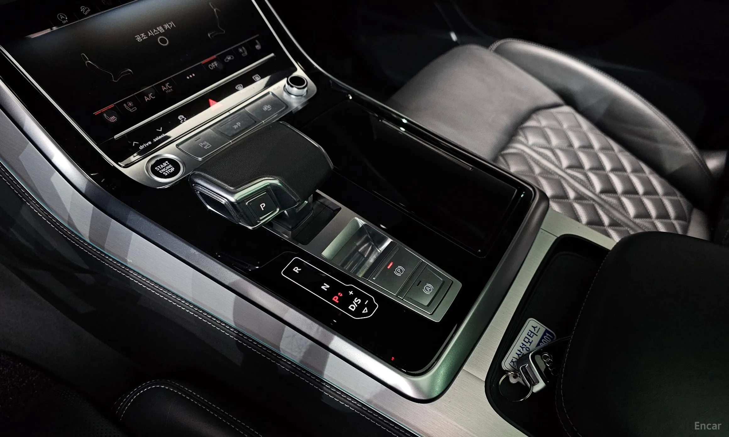 Audi Q7 (4M) превью 9