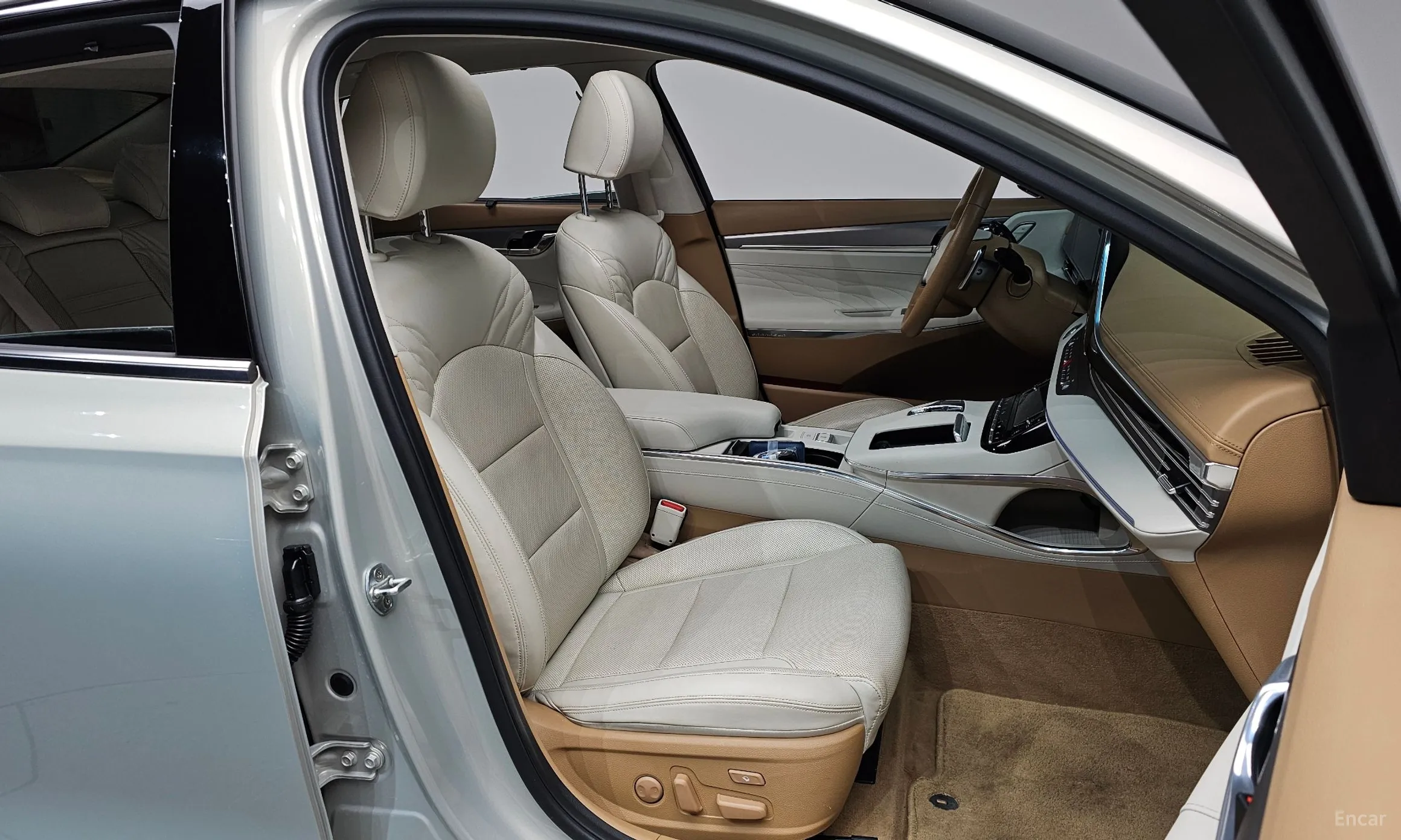 Hyundai Grandeur IG превью 10