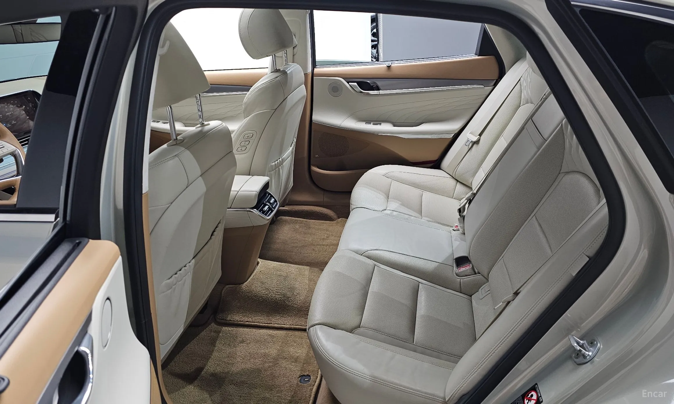 Hyundai Grandeur IG превью 12