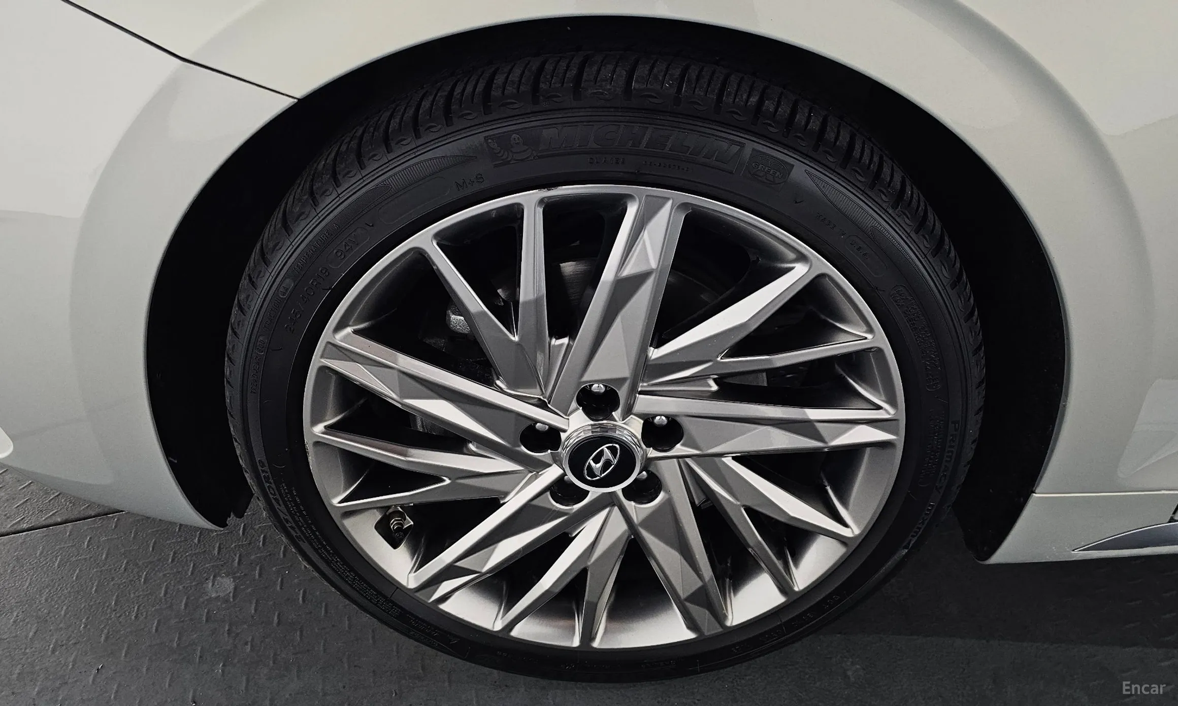 Hyundai Grandeur IG превью 5