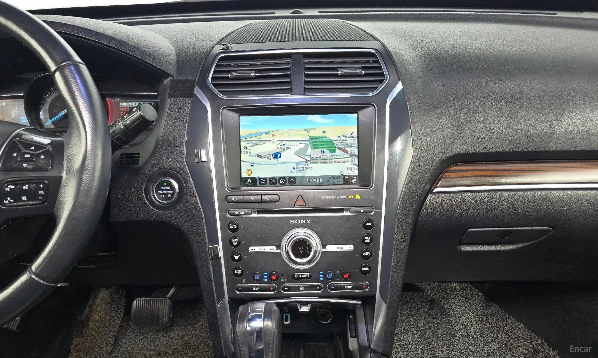 Ford Explorer превью 14