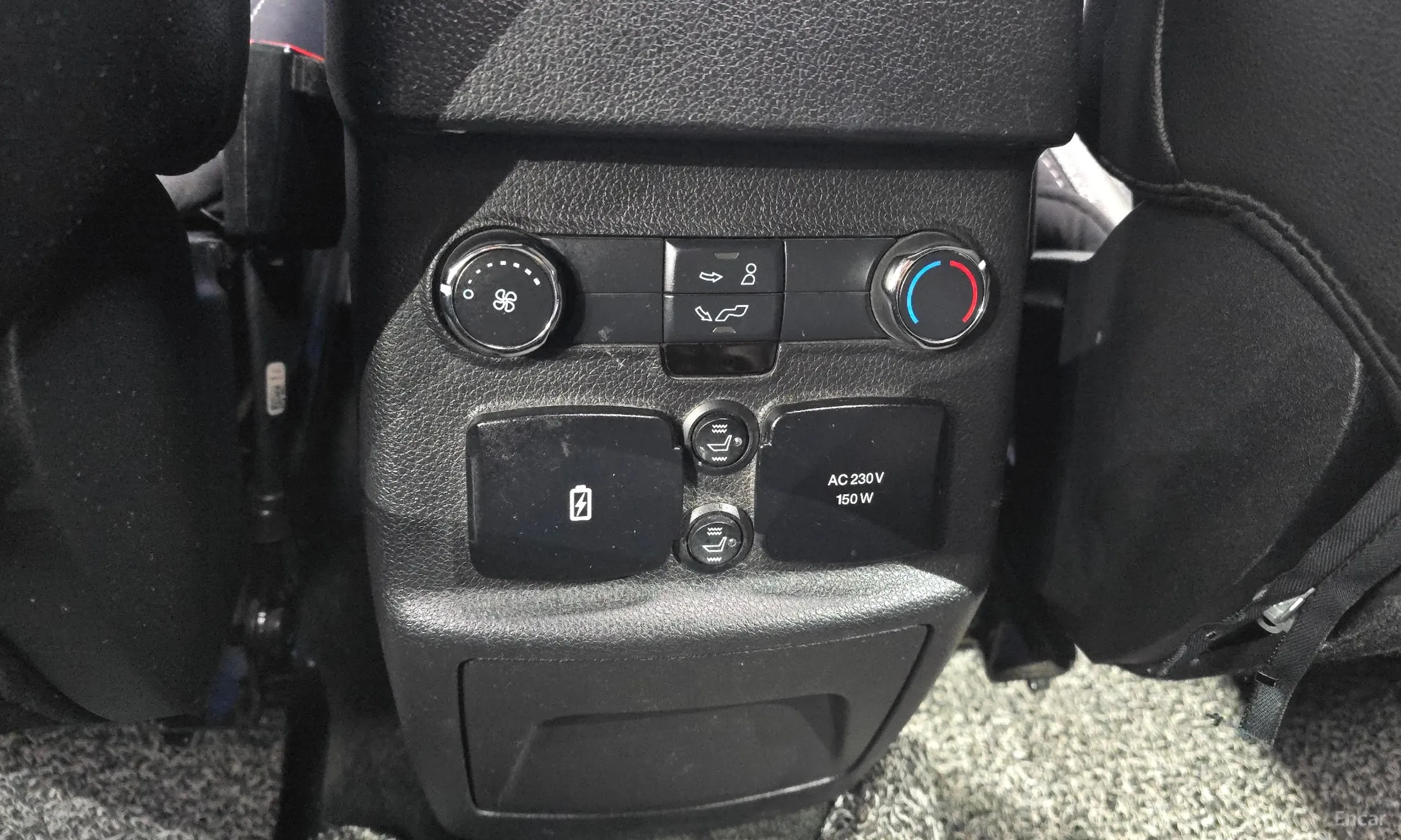 Ford Explorer превью 19