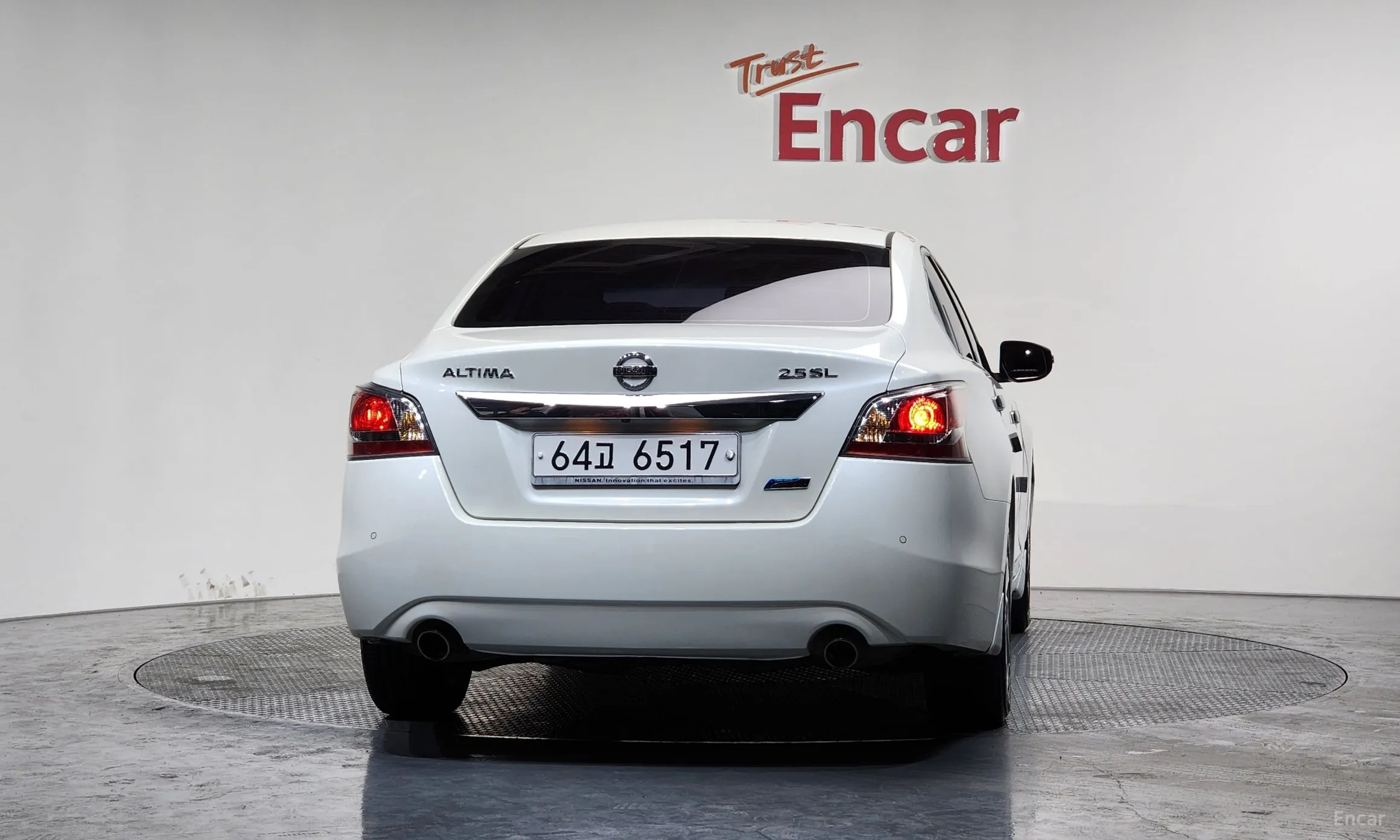 Nissan Altima превью 4