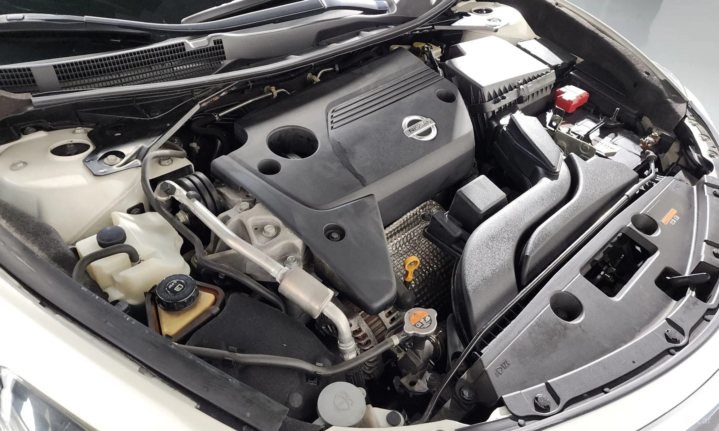 Nissan Altima превью 6