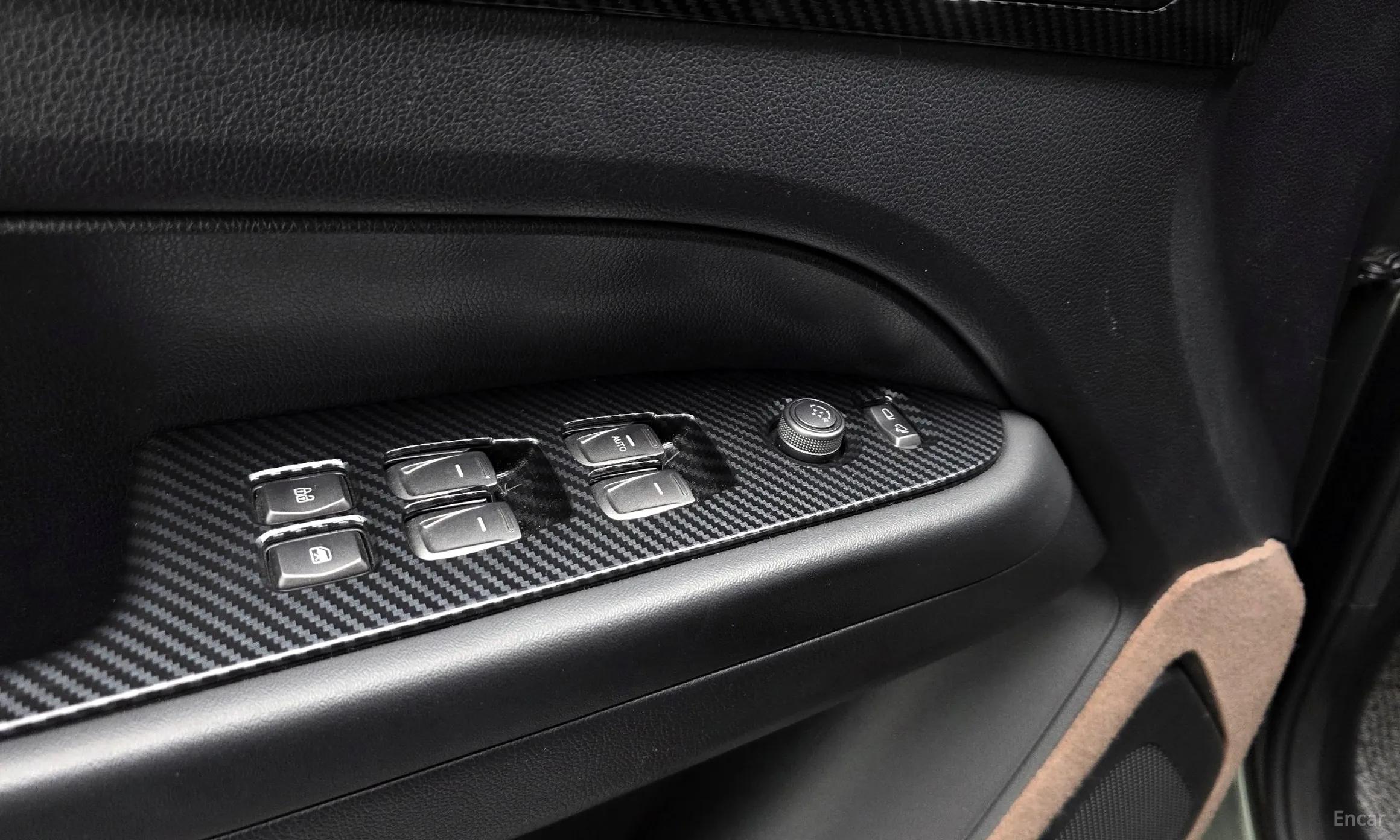 KG Mobility (SsangYong) Rexton Sports превью 18