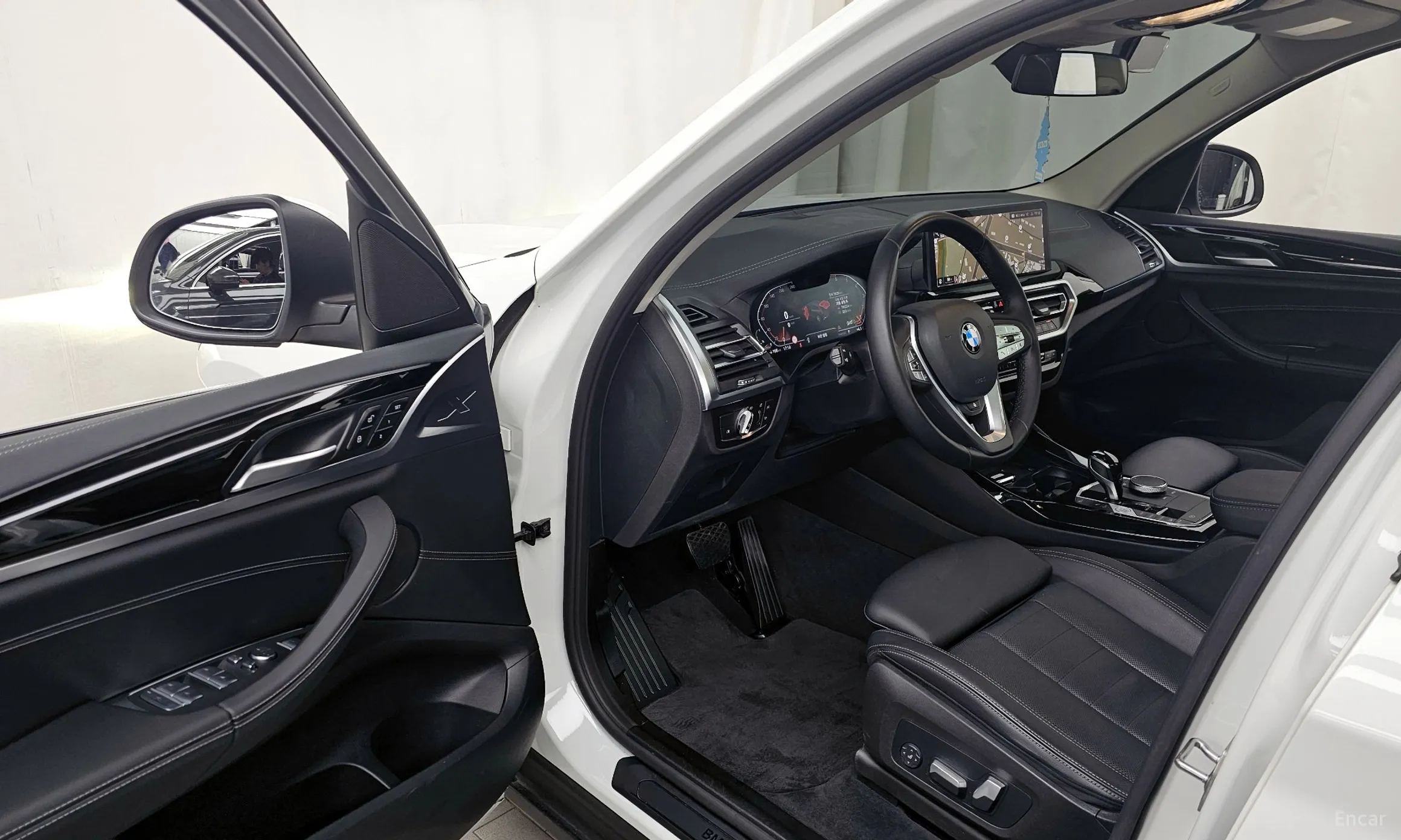 BMW X3 (G01) превью 10