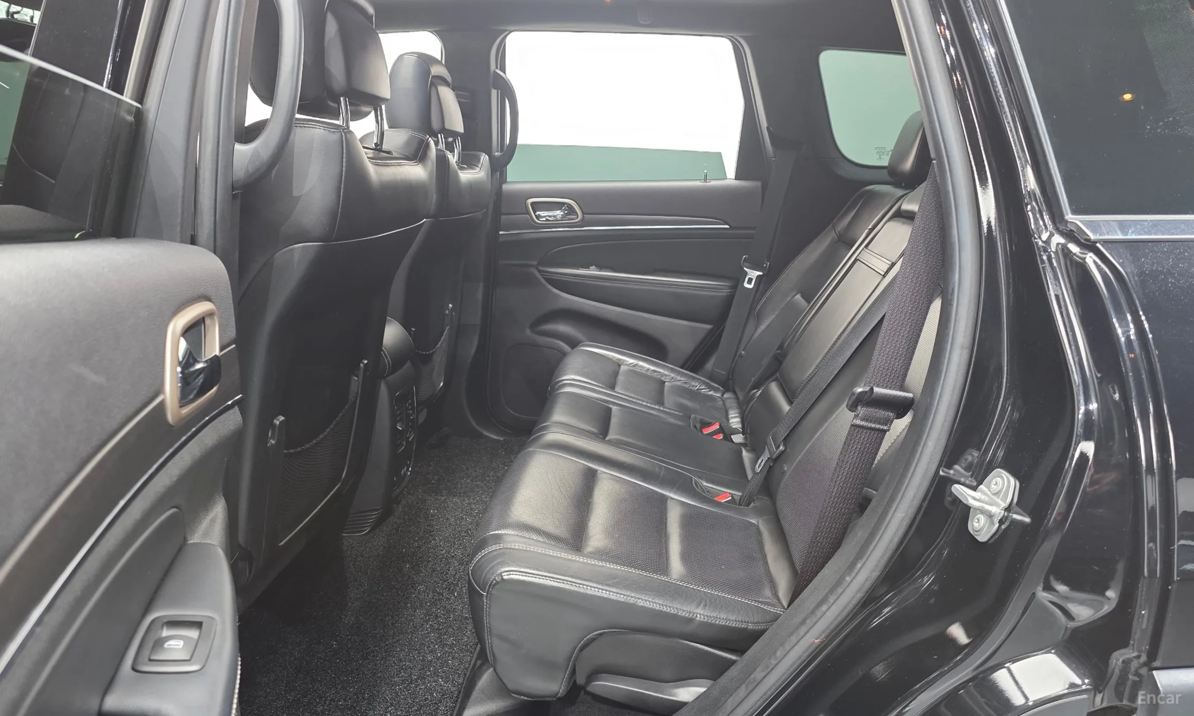 Jeep Grand Cherokee превью 12