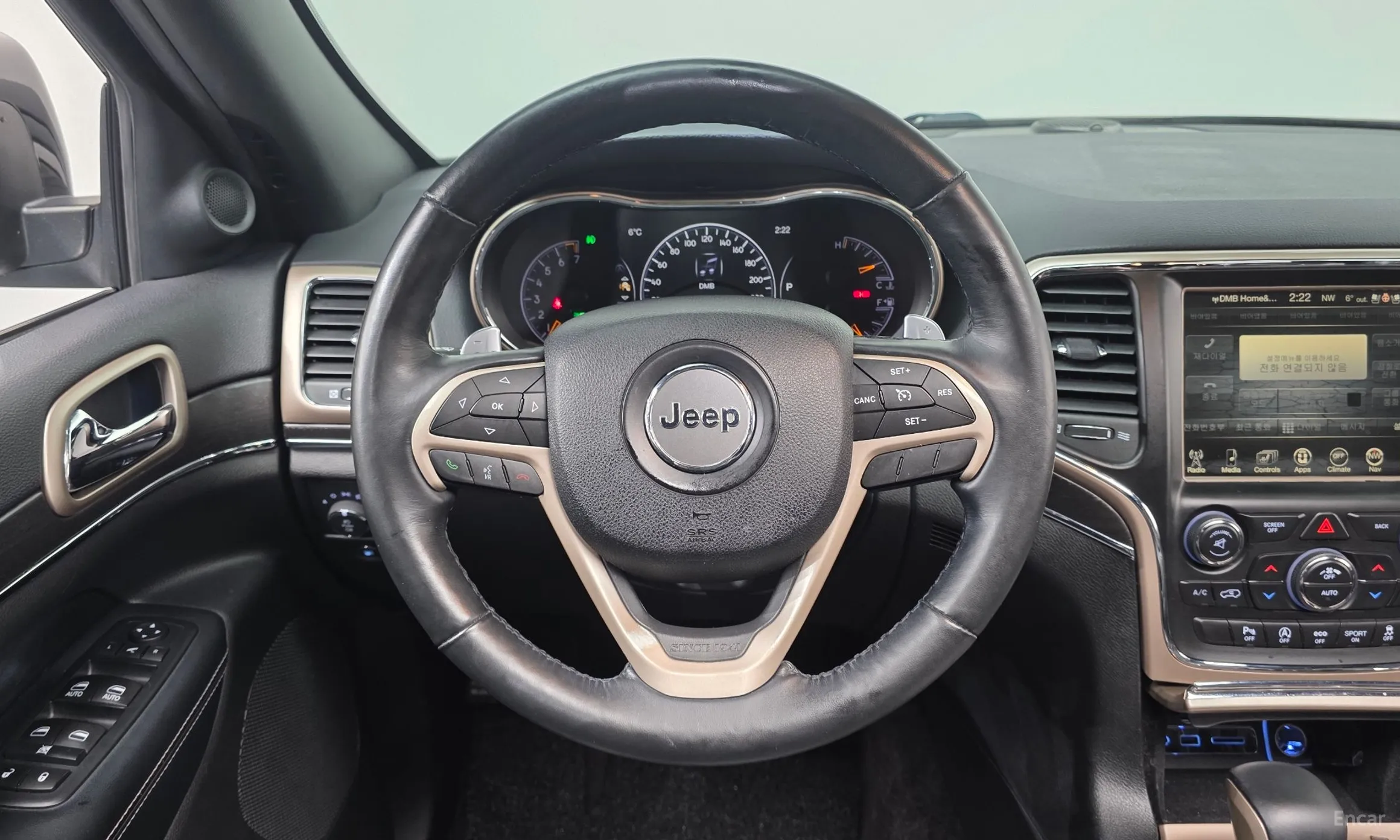 Jeep Grand Cherokee превью 13
