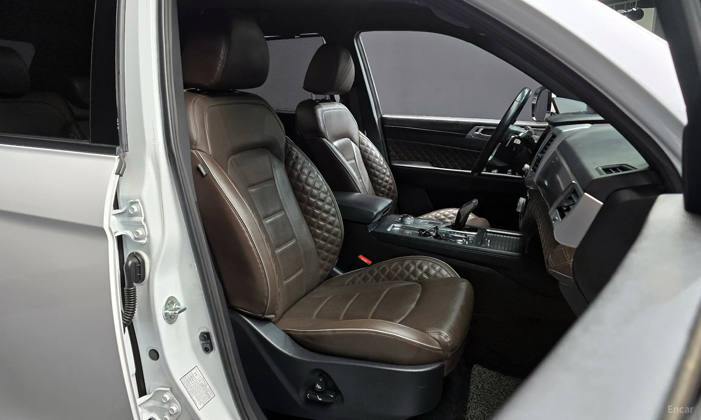 KG Mobility (SsangYong) Rexton превью 10