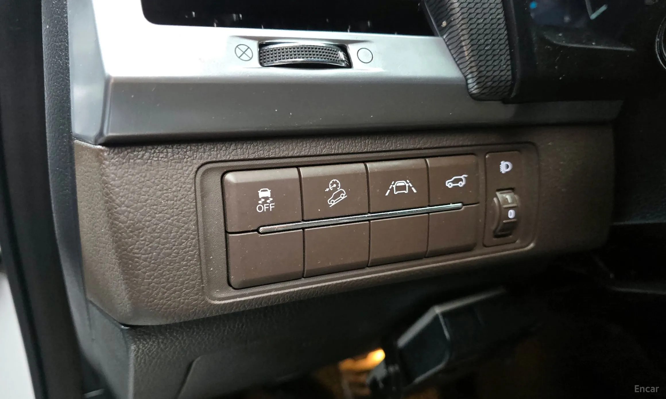 KG Mobility (SsangYong) Rexton превью 13