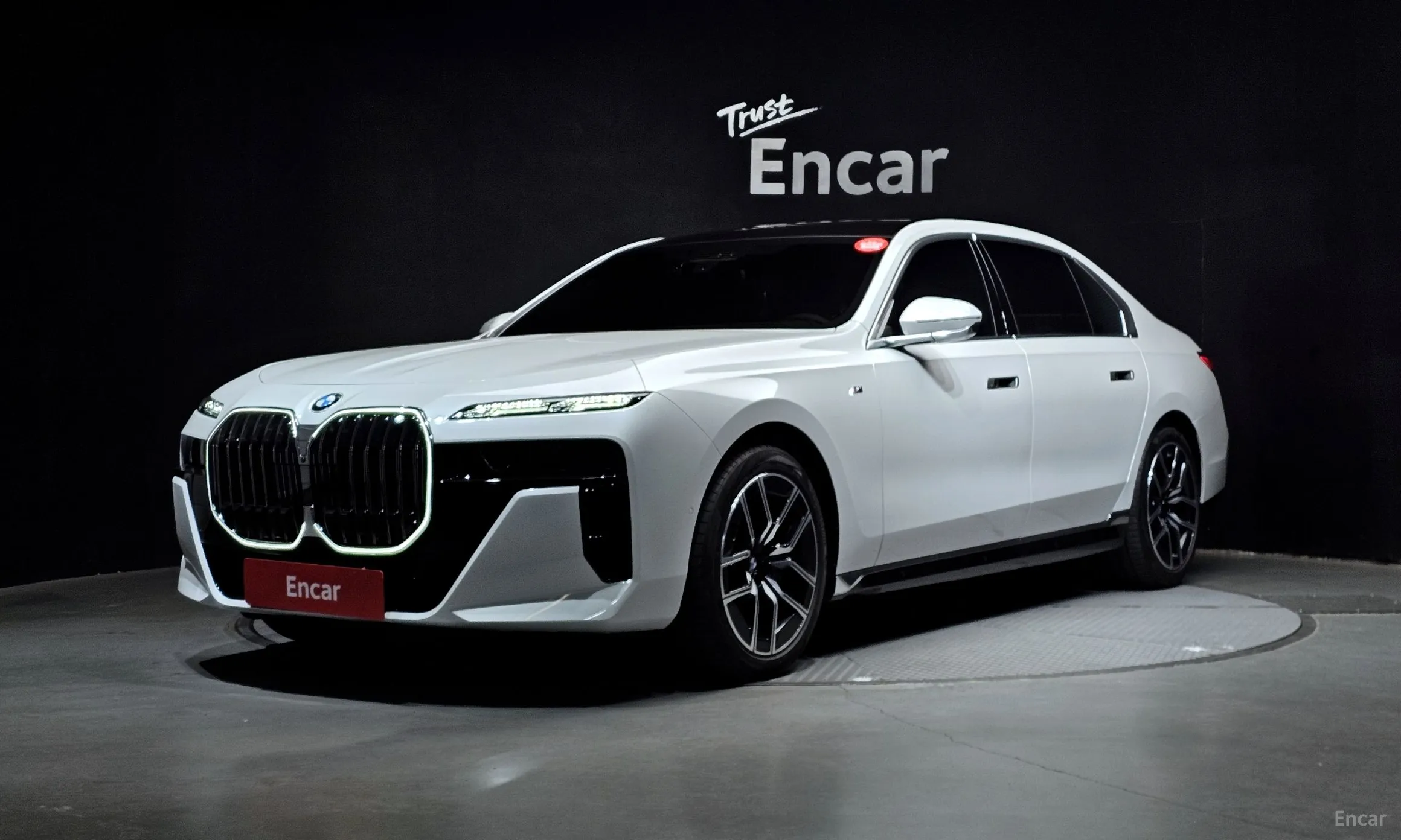 BMW 7 Series (G70)