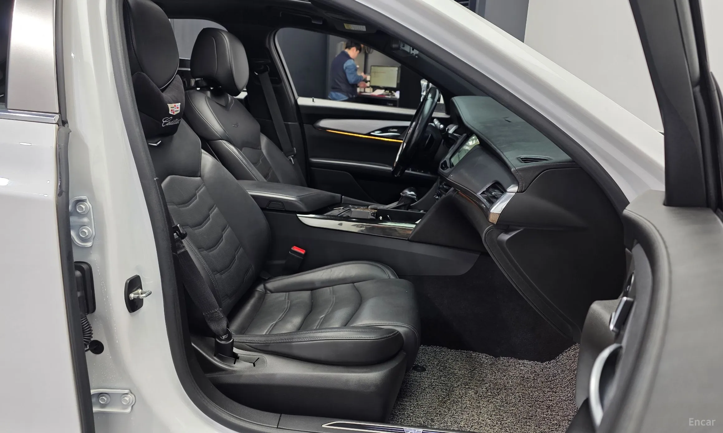 Cadillac CT6 превью 11