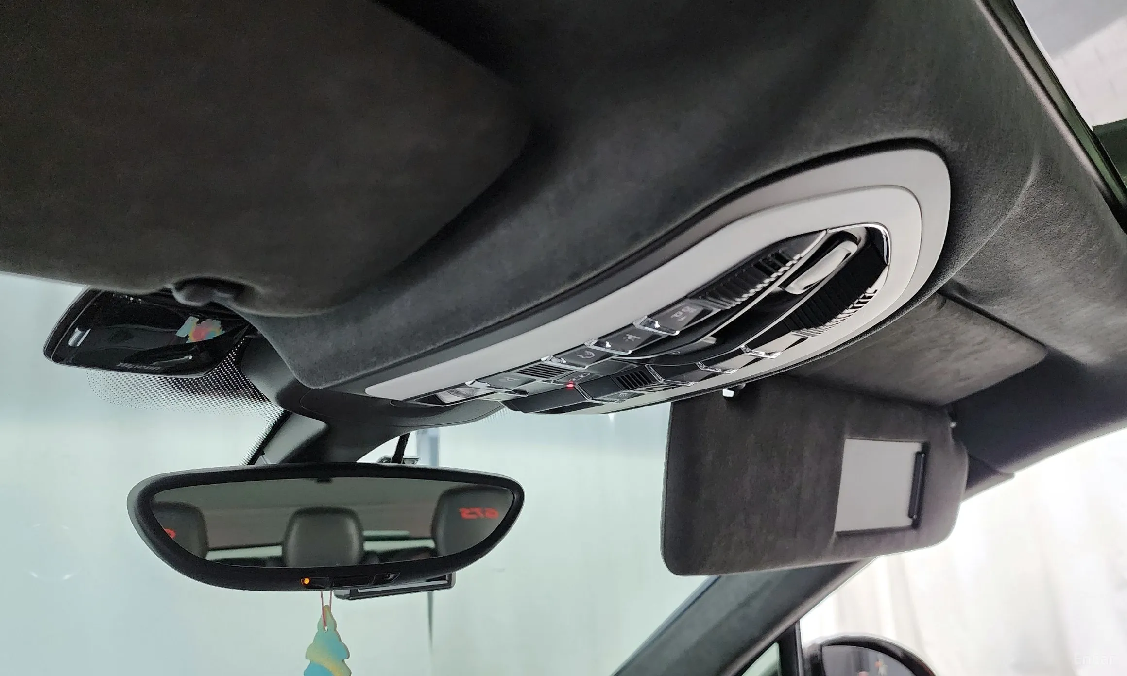 Porsche New Cayenne превью 17