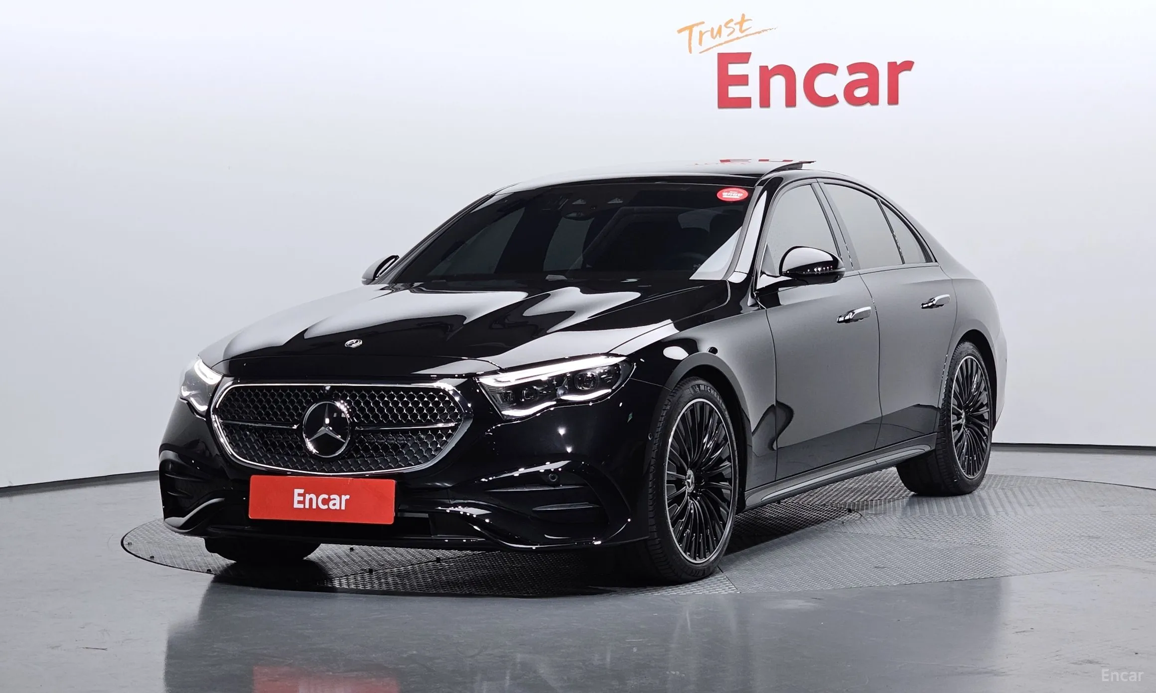 E-Class W214