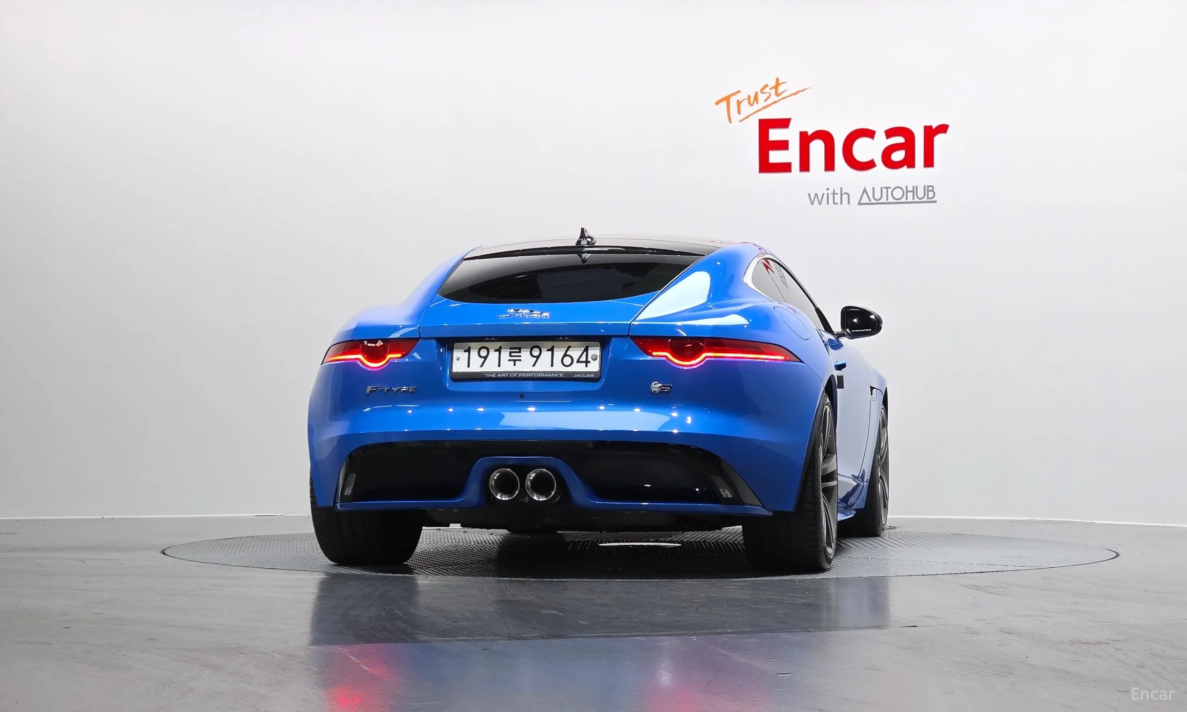 Jaguar F-TYPE превью 4