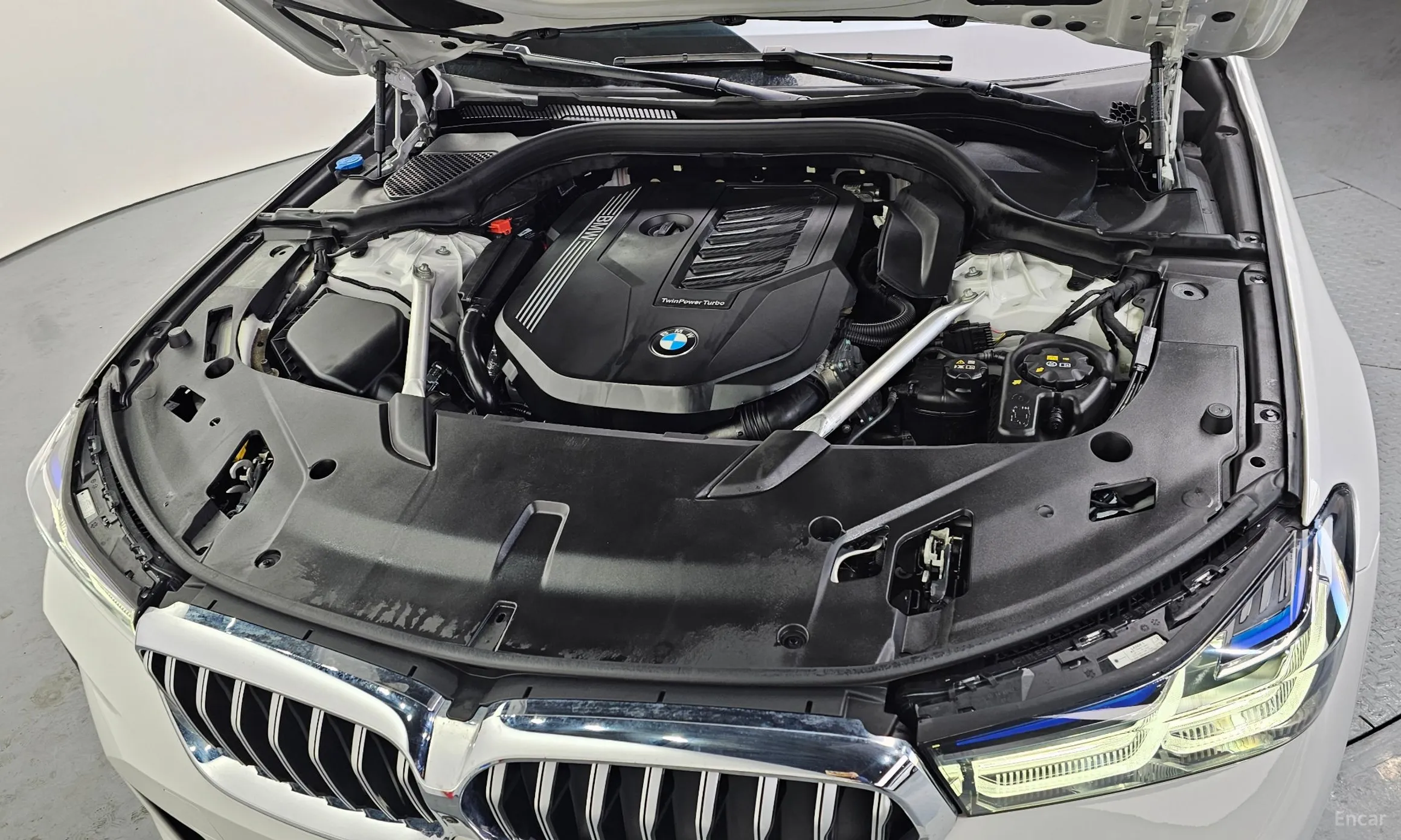 BMW 6-Series GT (G32) превью 6