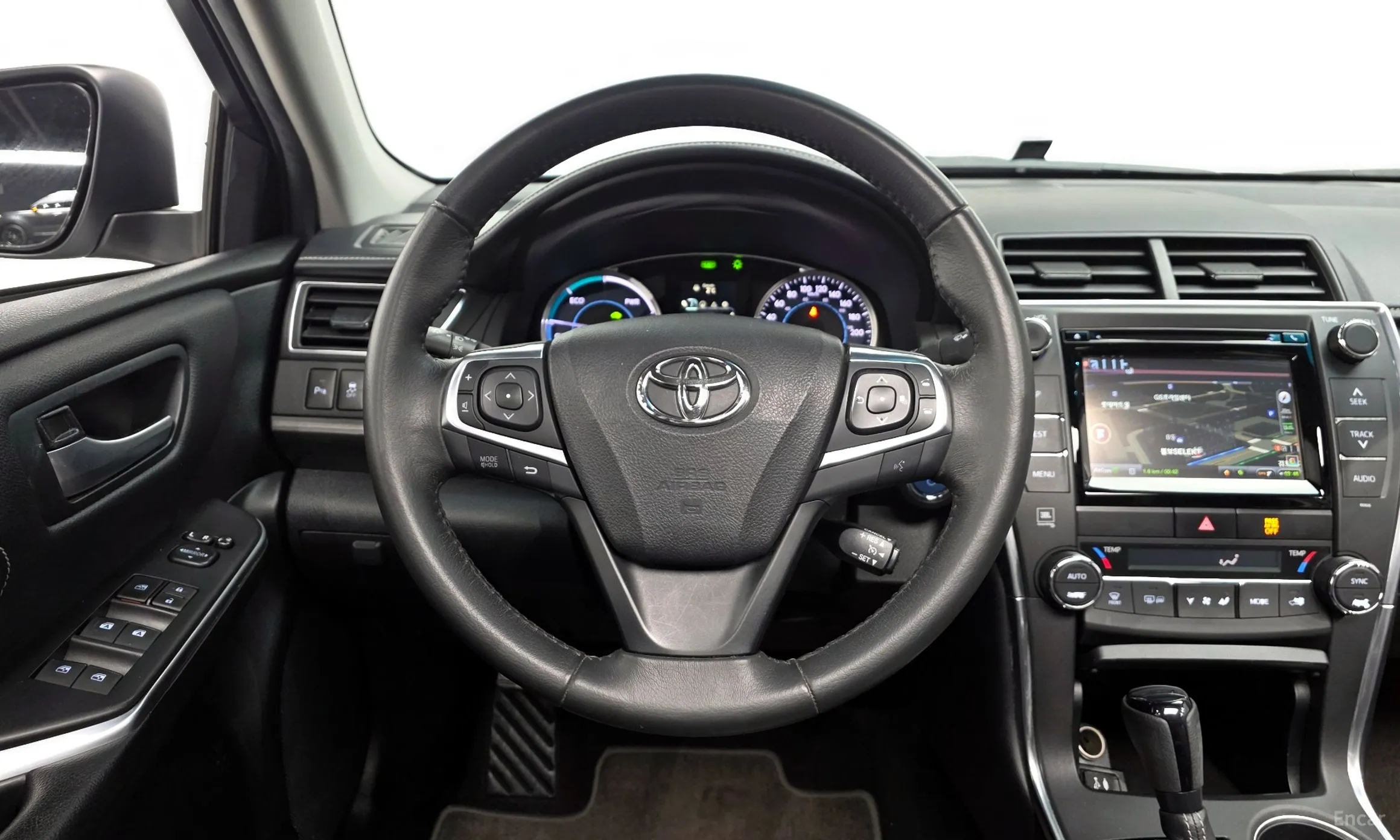Toyota New Camry превью 13